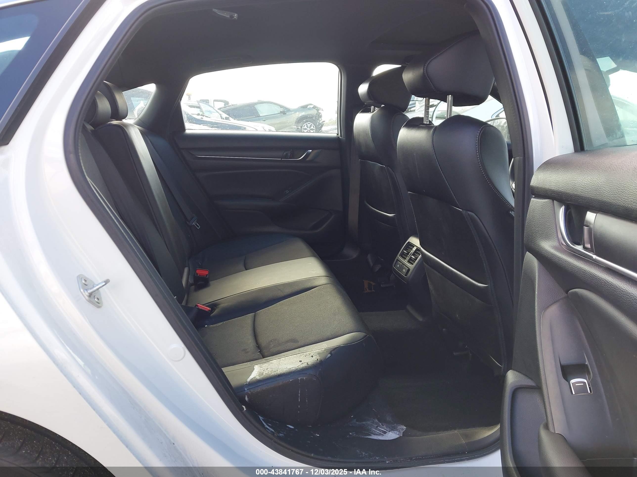 HONDA ACCORD image 8