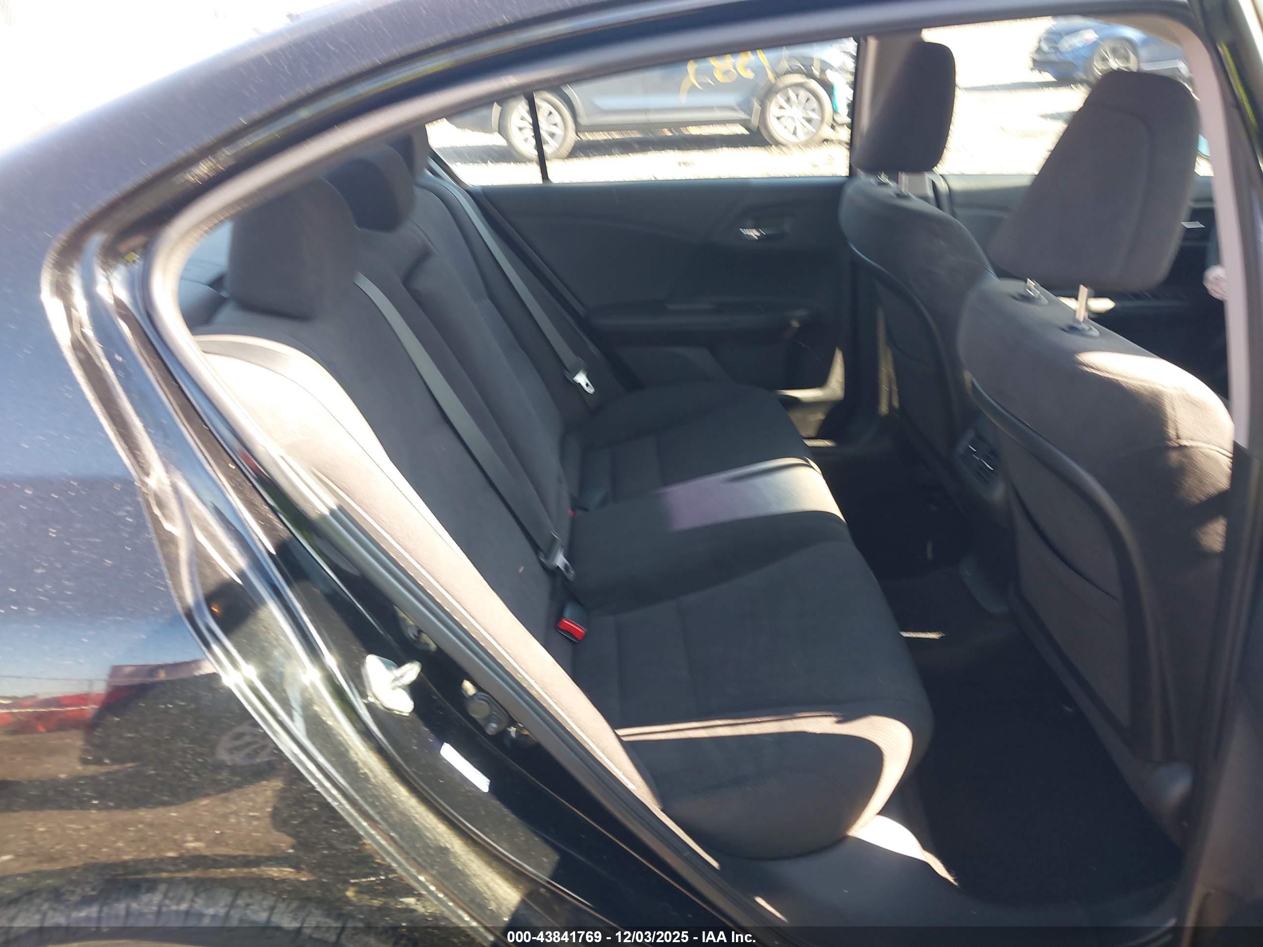 HONDA ACCORD image 8