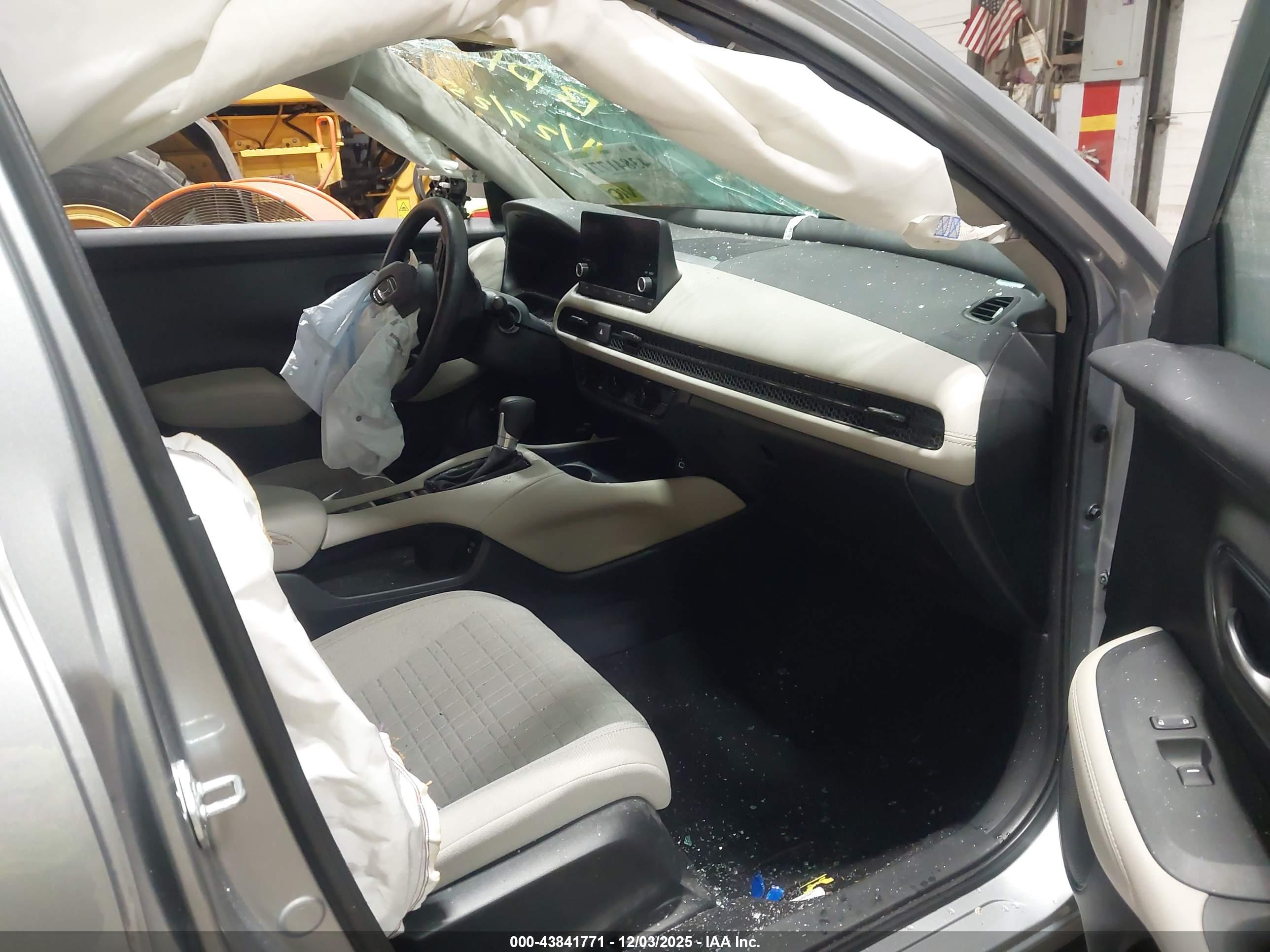 HONDA HR-V image 5