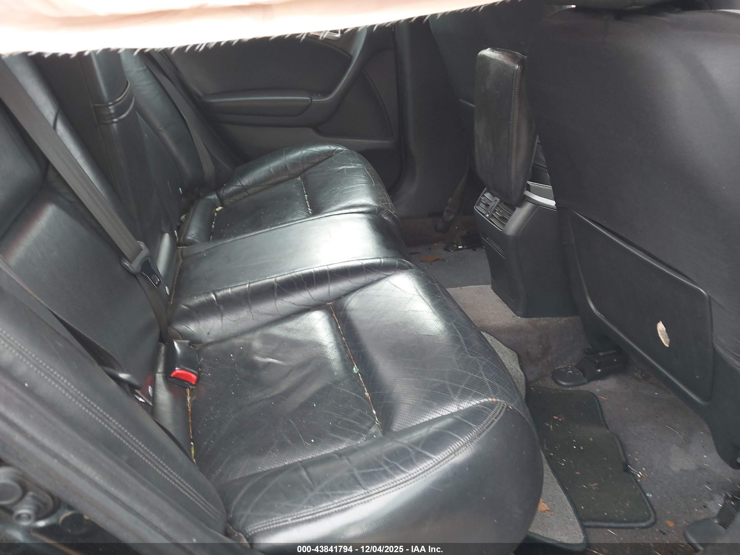 ACURA TL image 8