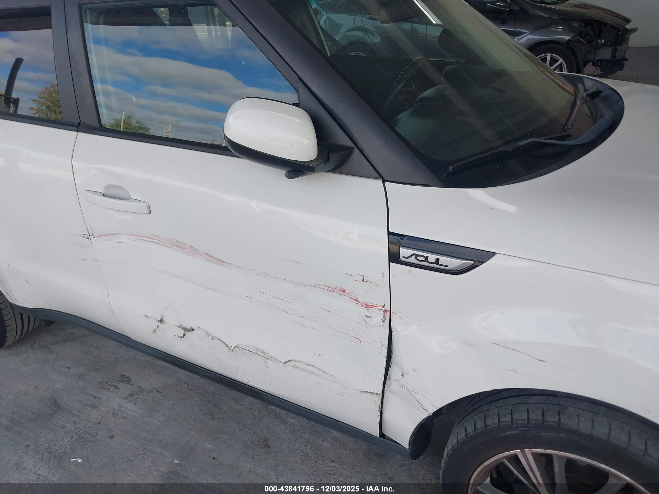 KIA SOUL image 6