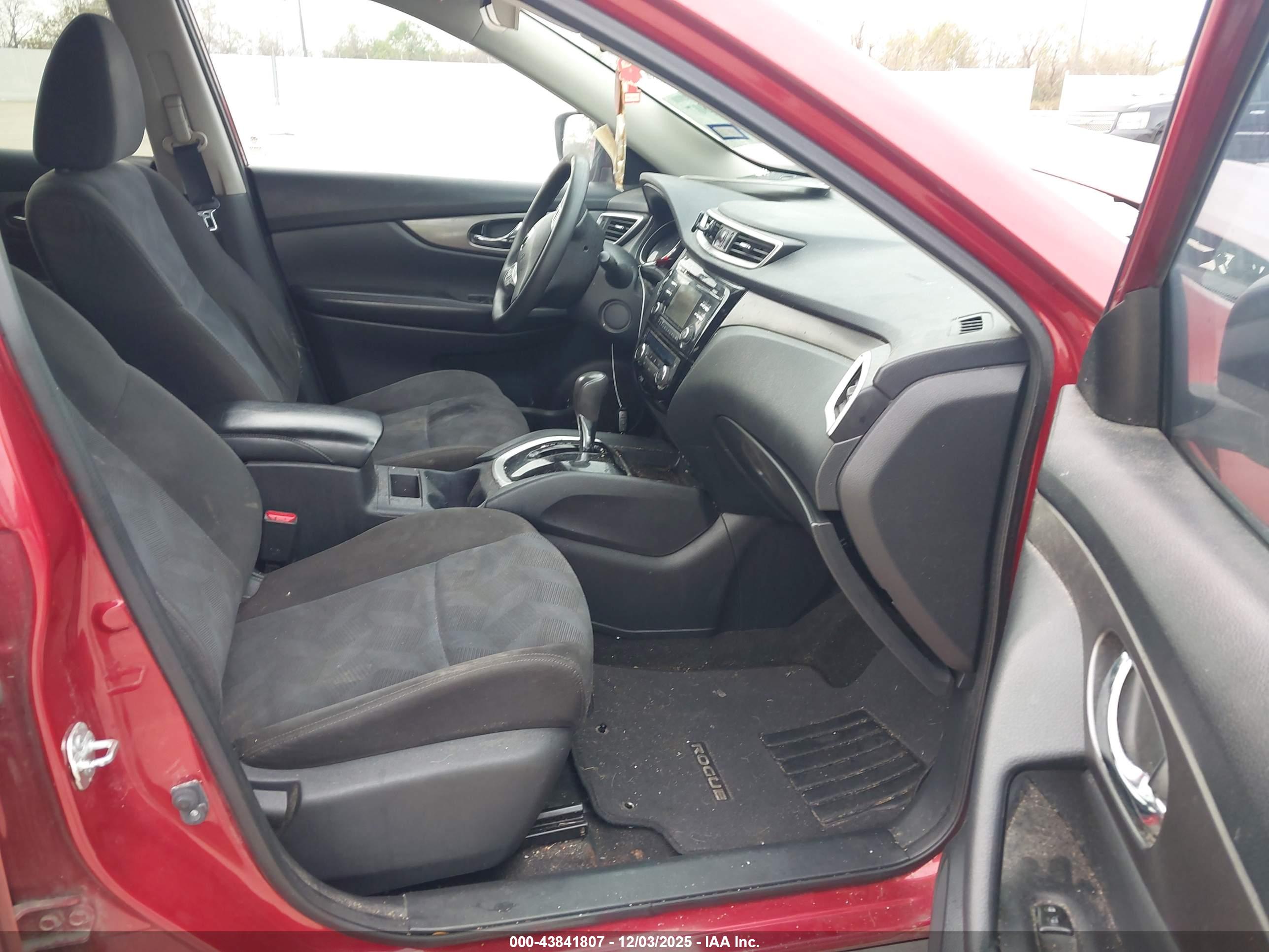 NISSAN ROGUE image 5