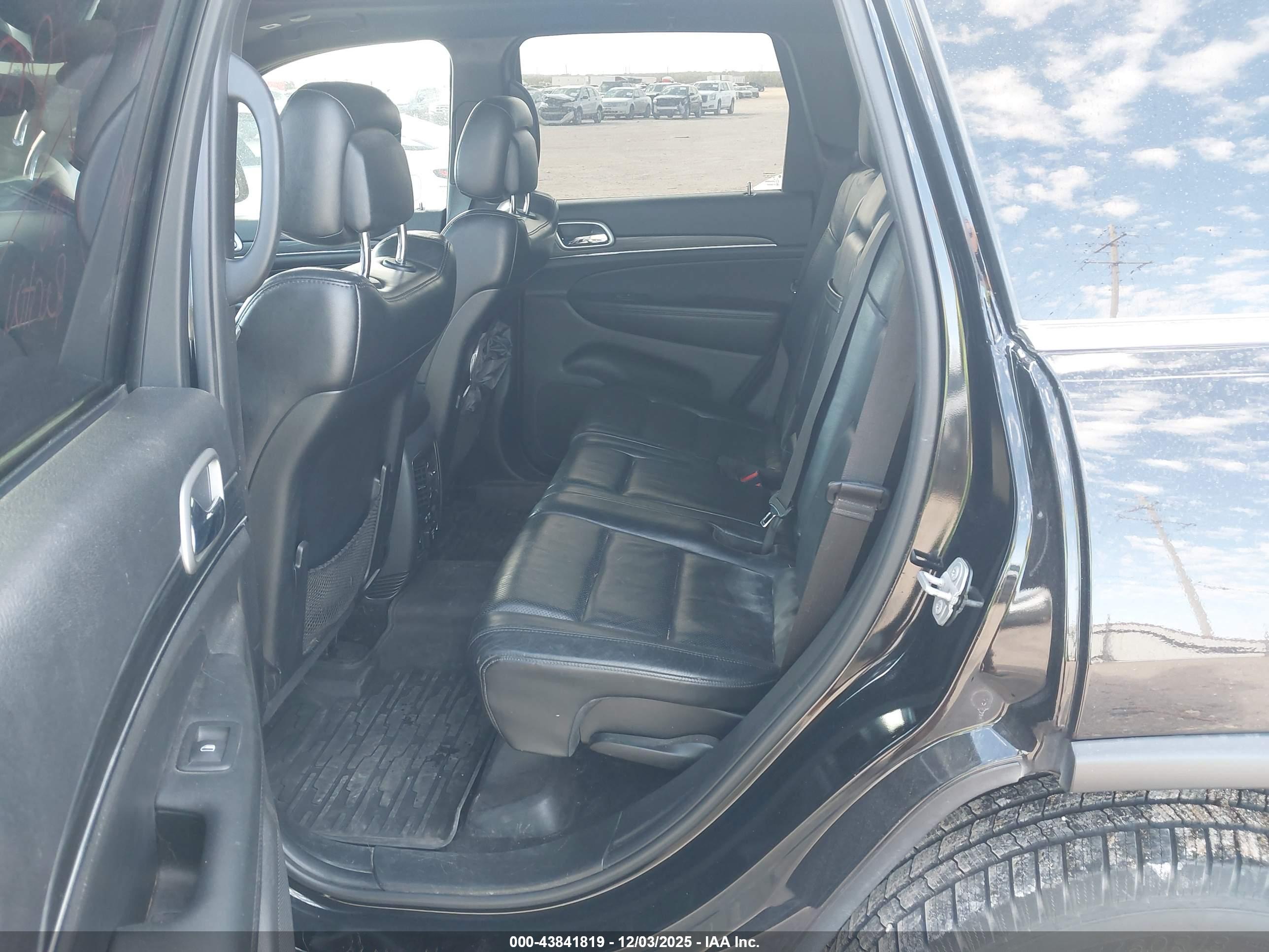 JEEP GRAND image 8