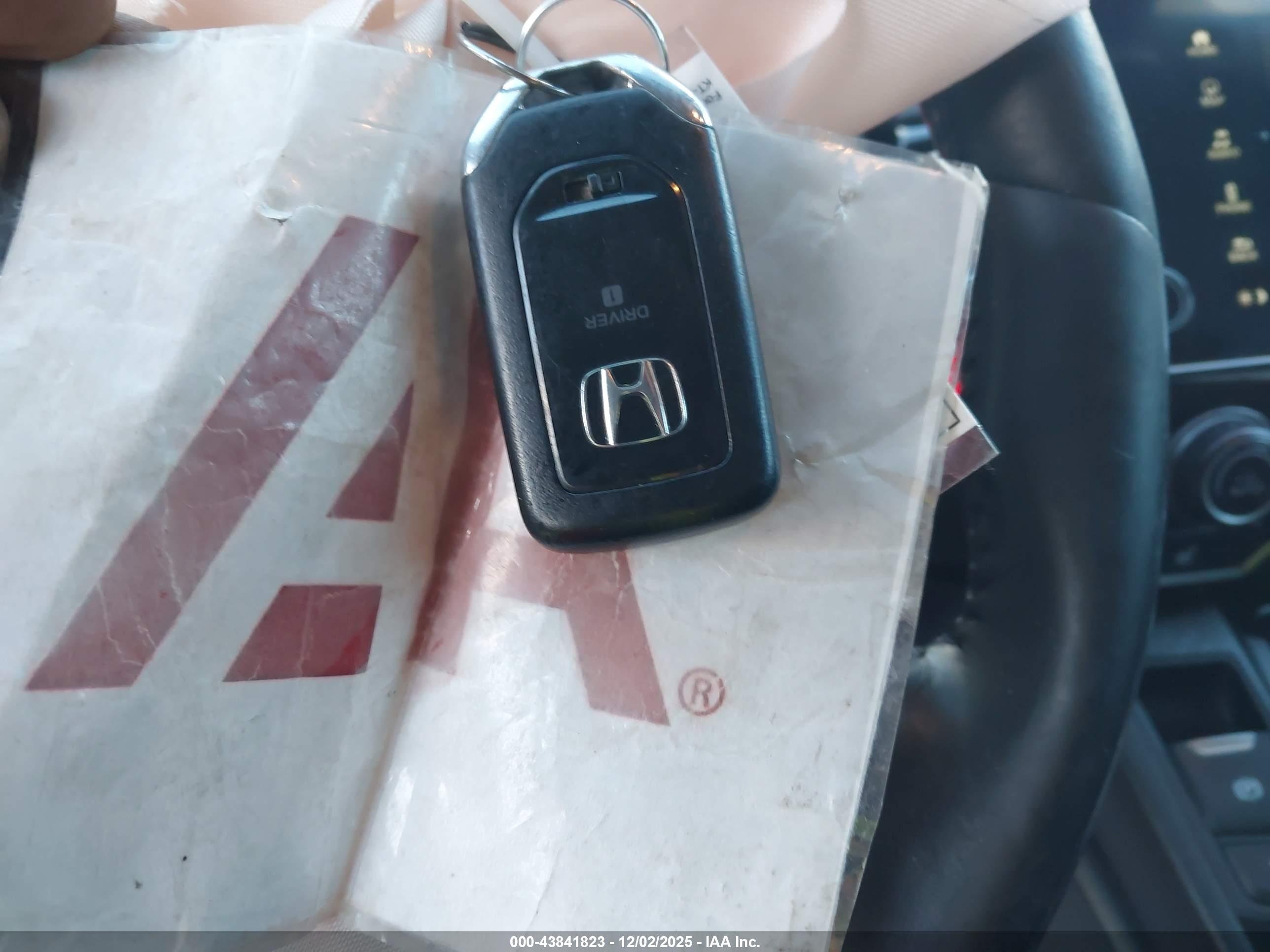 HONDA CR-V image 11