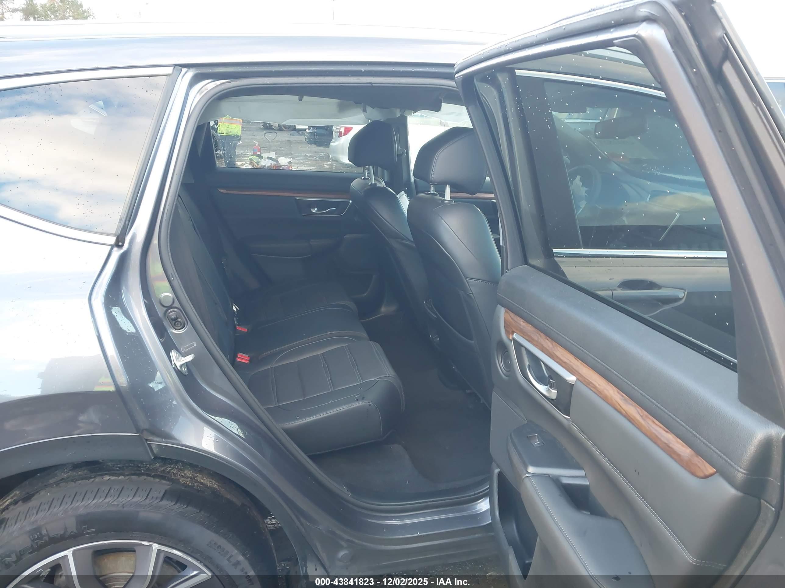 HONDA CR-V image 8