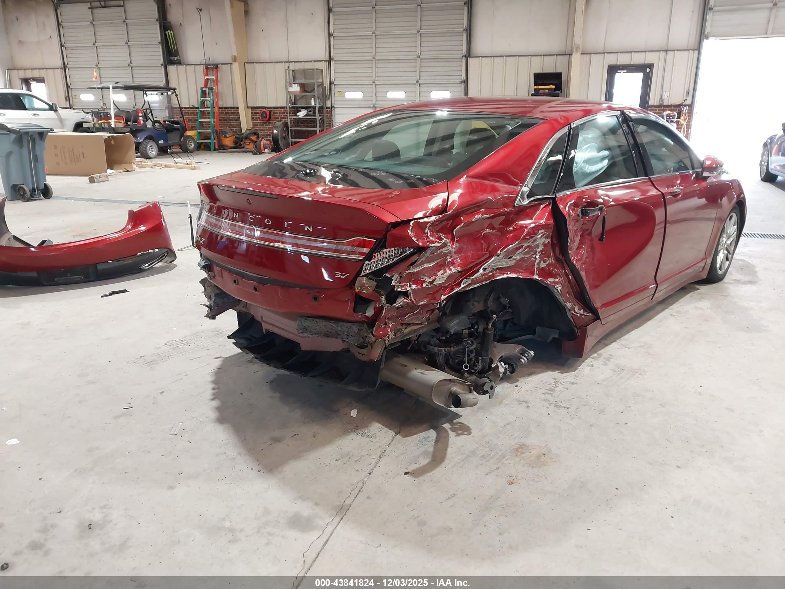 LINCOLN MKZ image 4