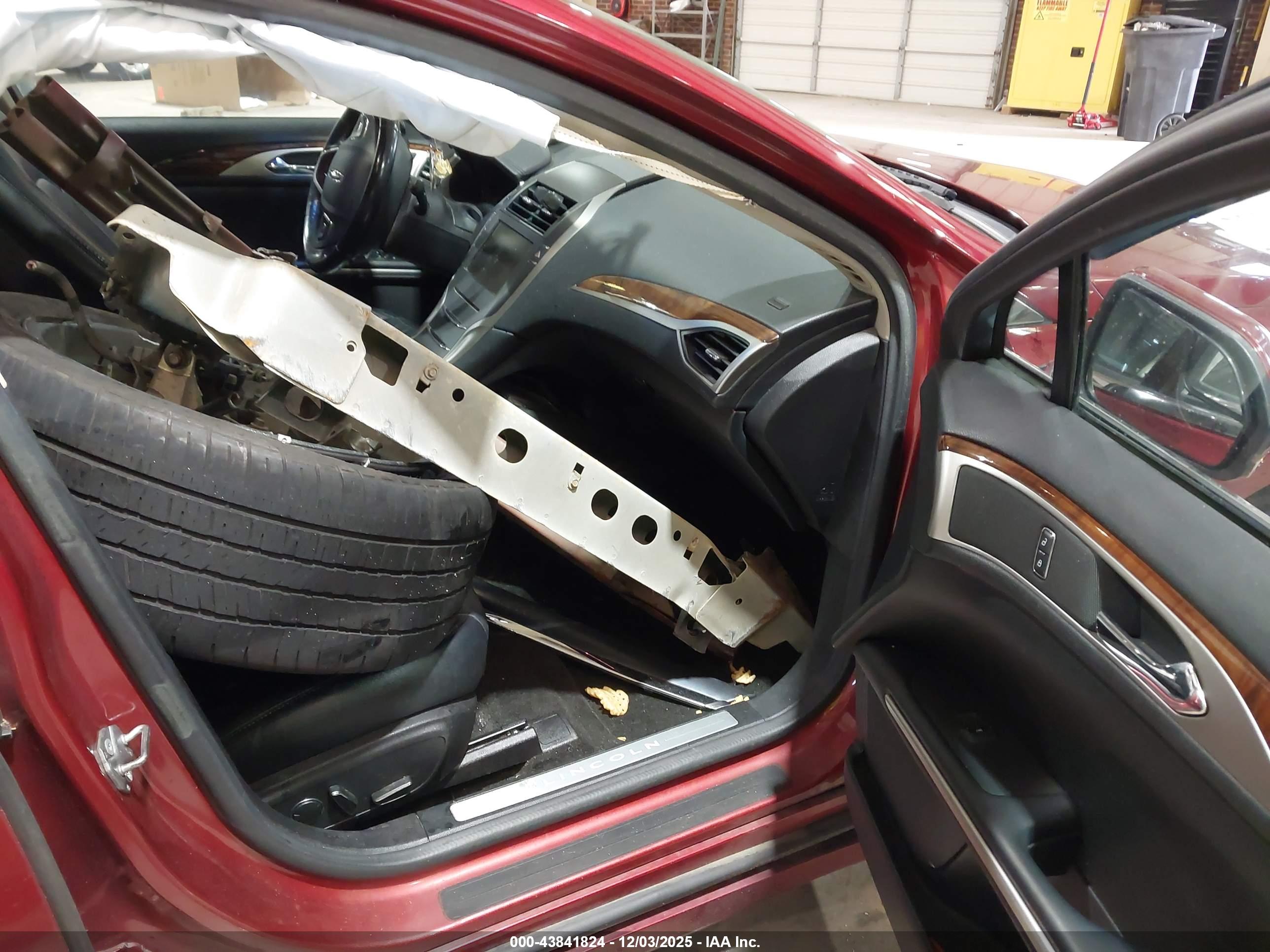 LINCOLN MKZ image 5