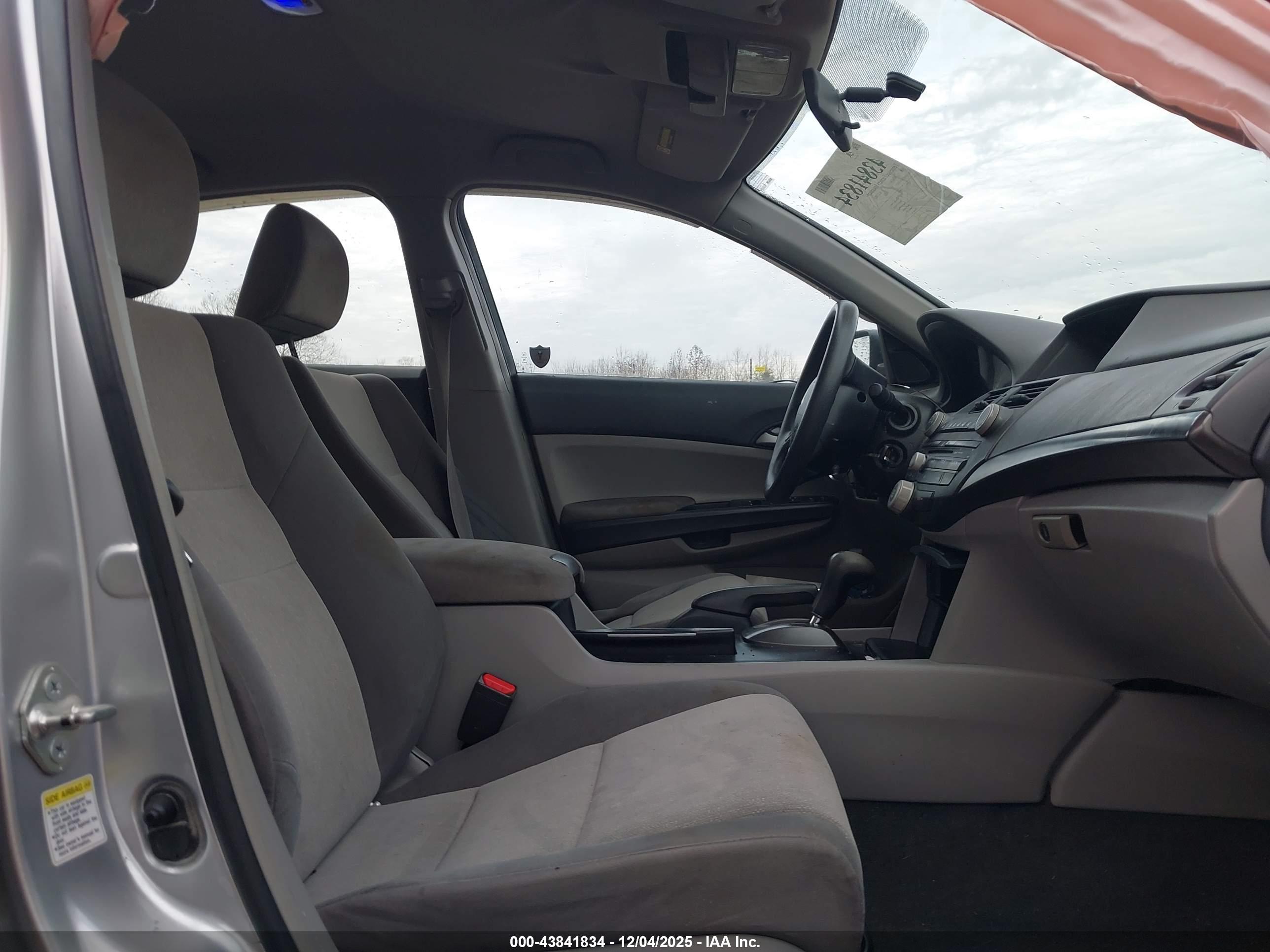 HONDA ACCORD image 5