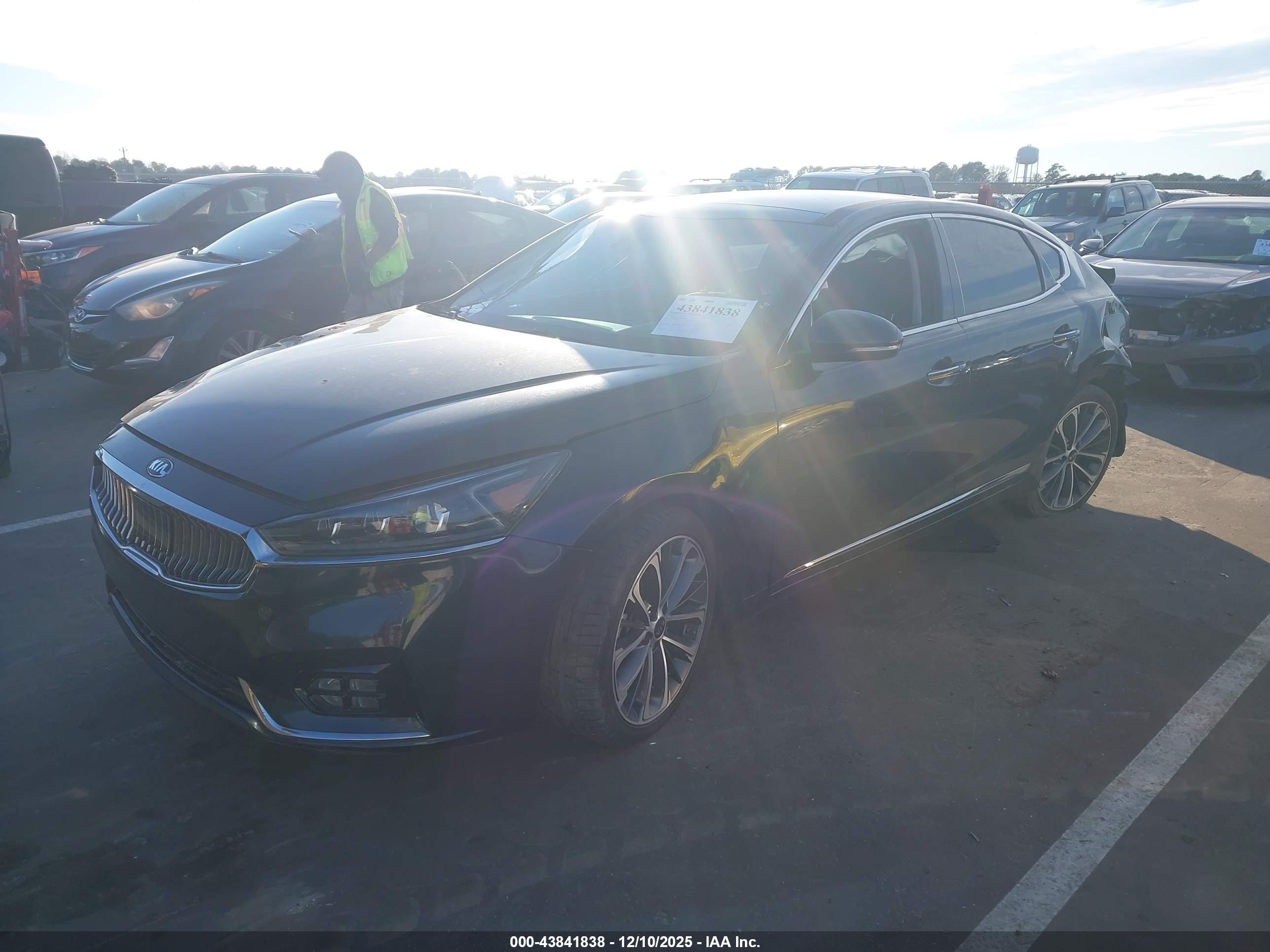 KIA CADENZA image 2