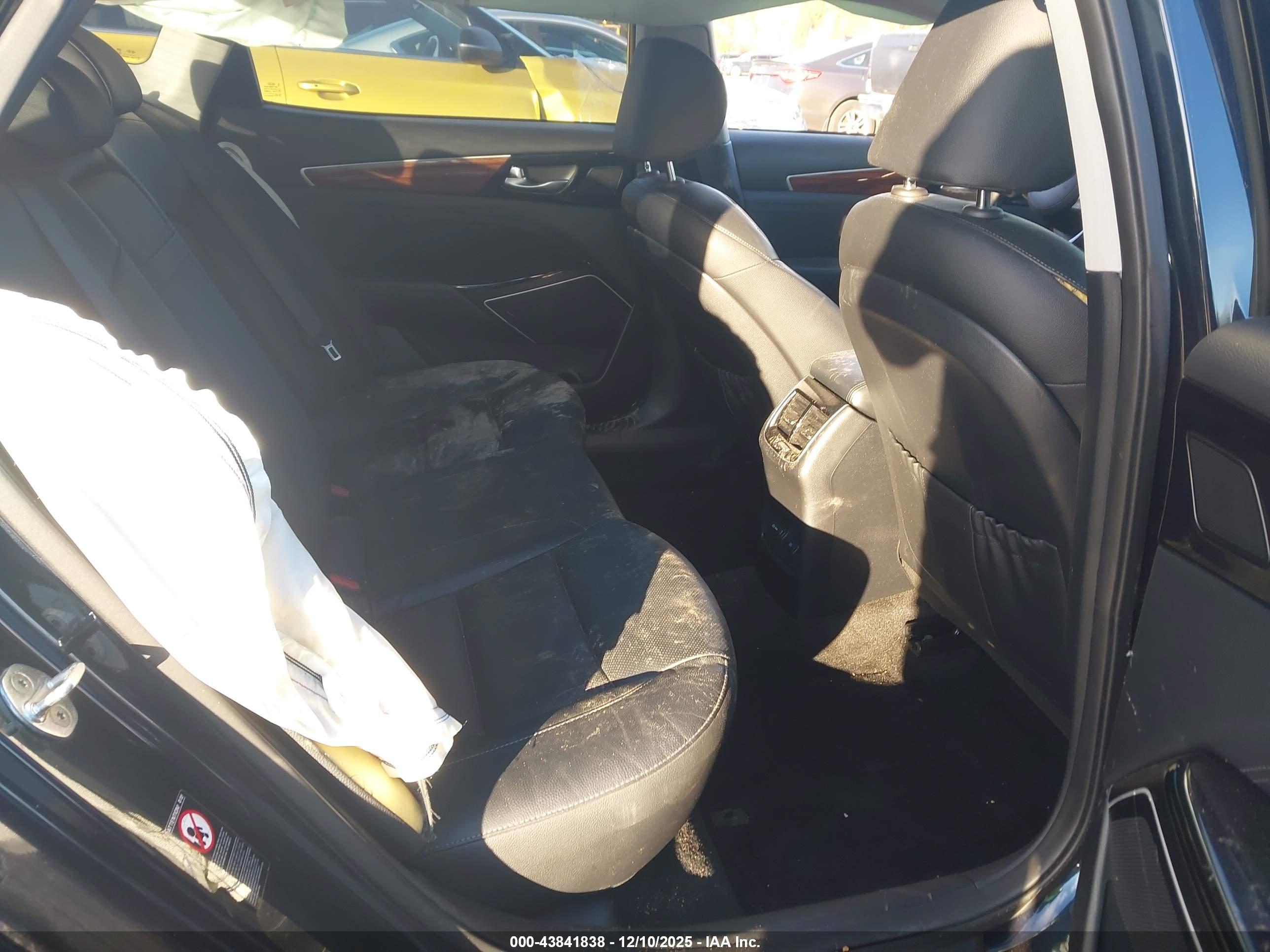 KIA CADENZA image 8
