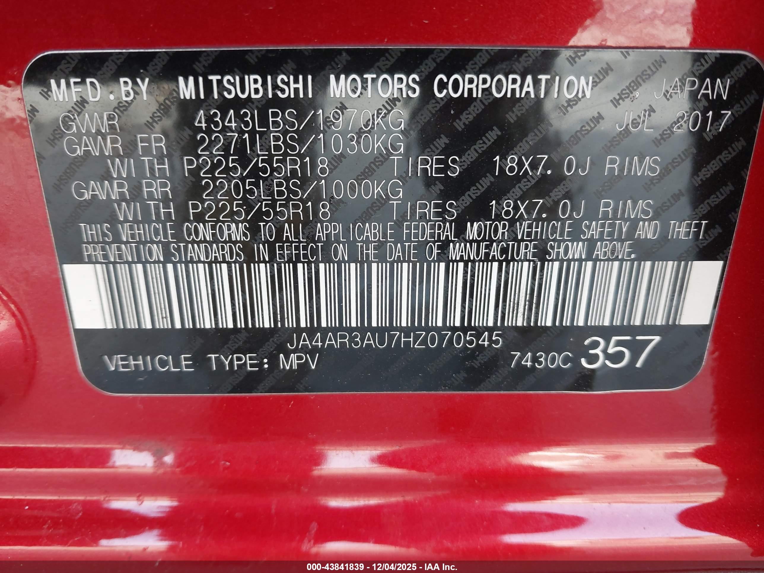 MITSUBISHI OUTLANDER image 9