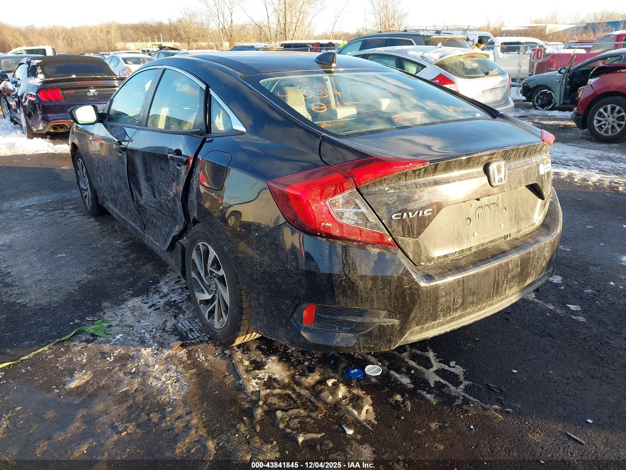 HONDA CIVIC image 3