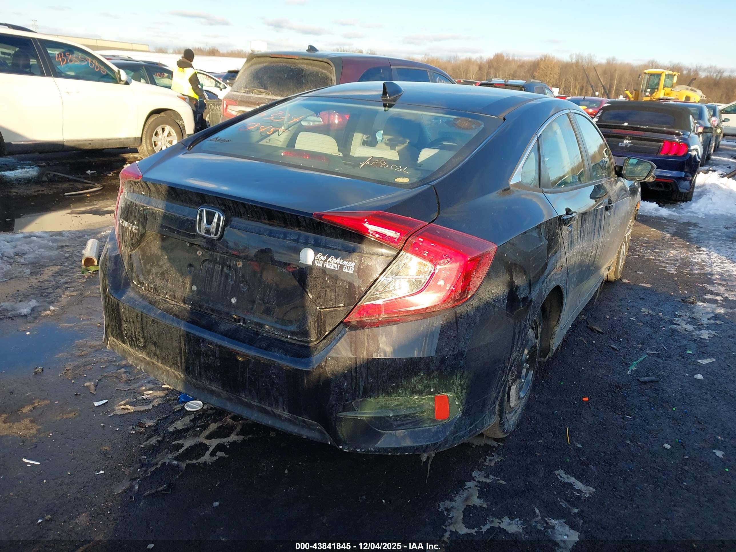 HONDA CIVIC image 4