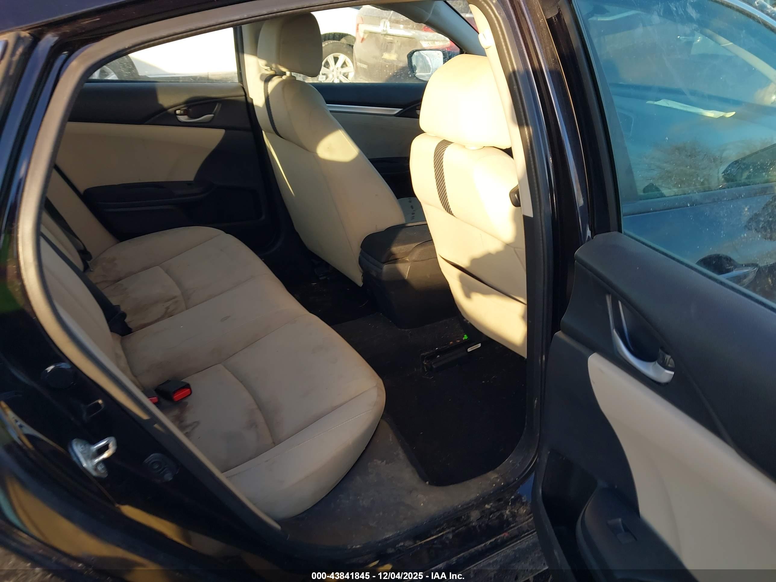 HONDA CIVIC image 8