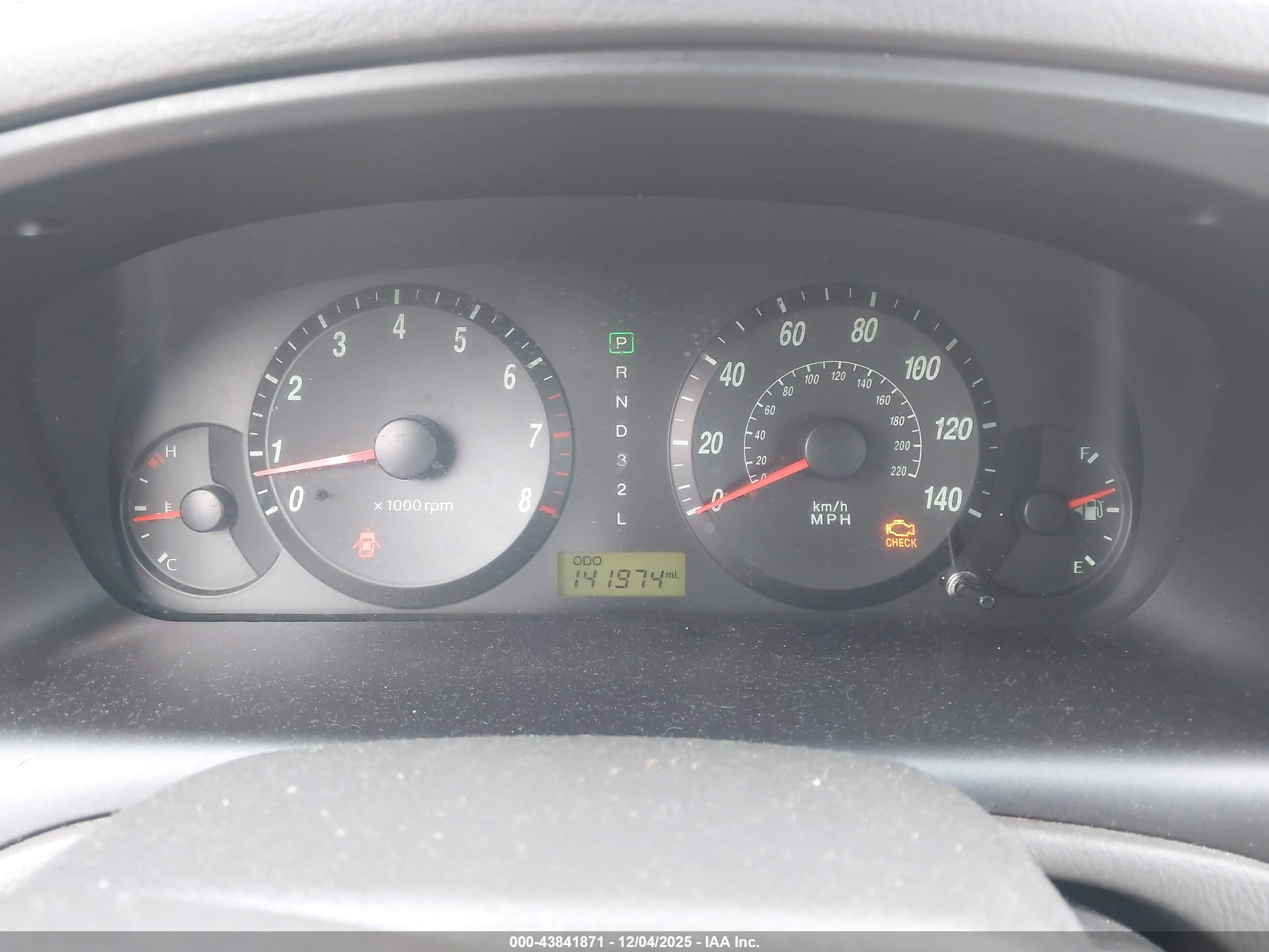 HYUNDAI ELANTRA image 7