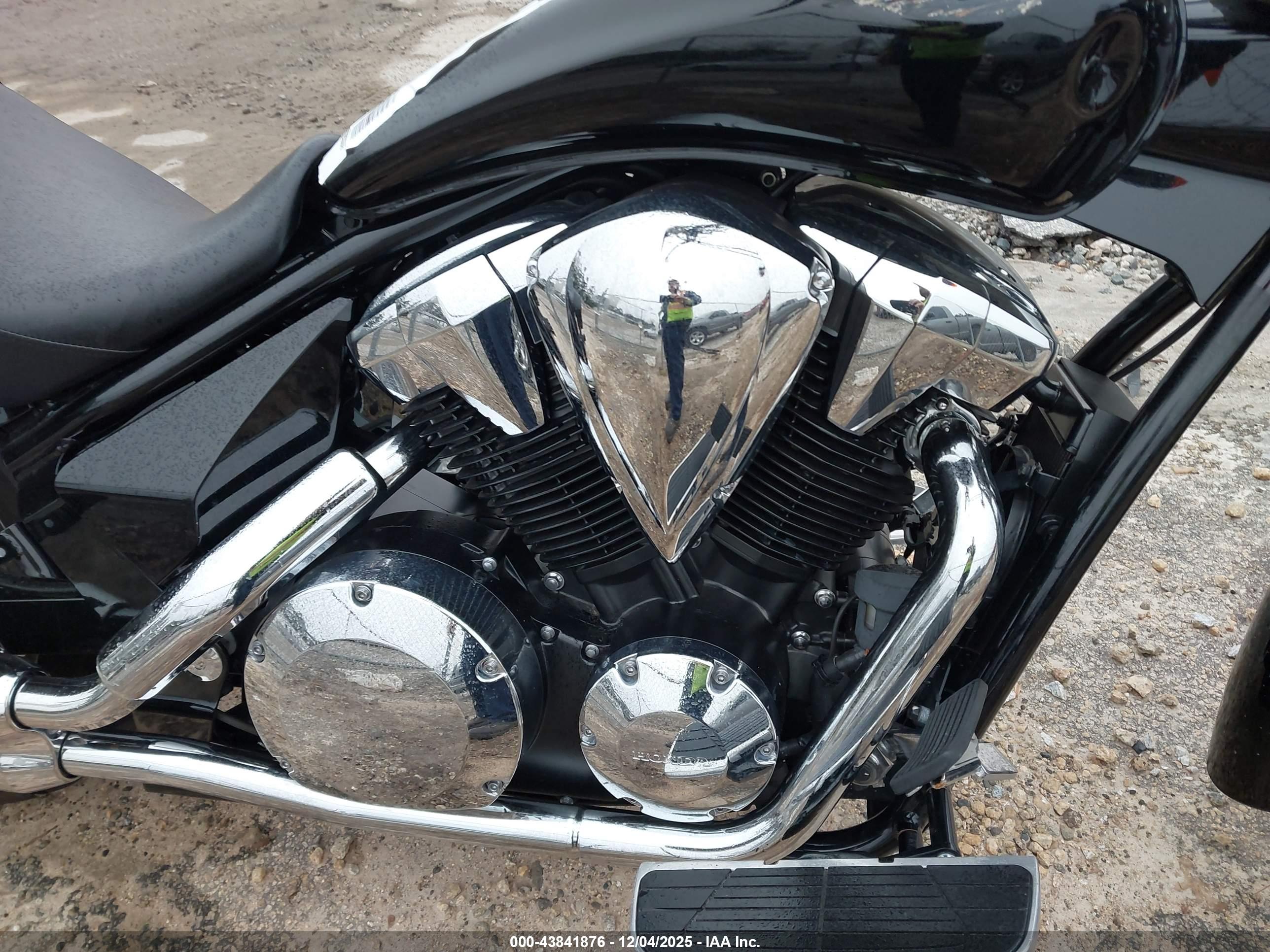 HONDA VT1300 image 8