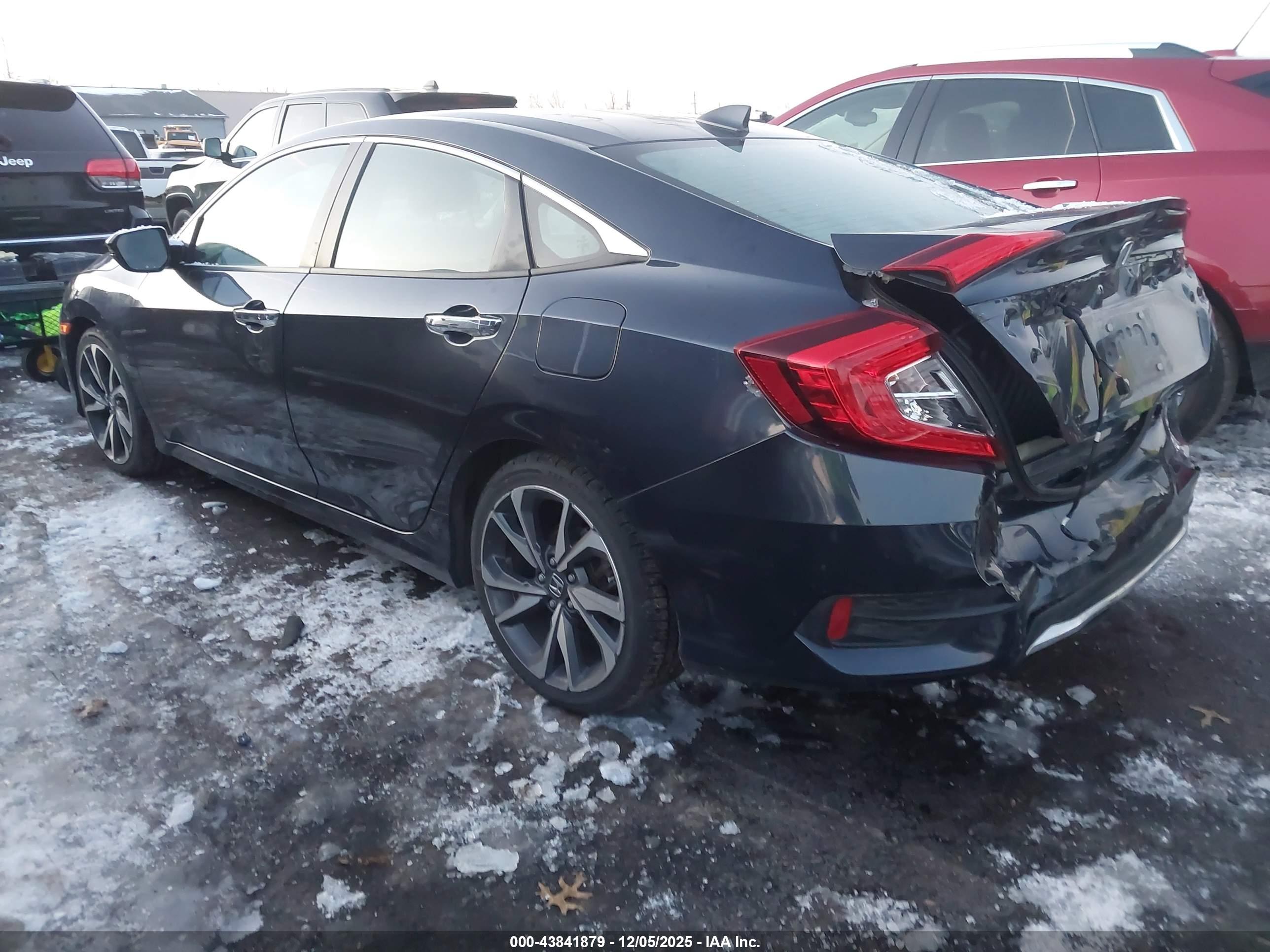 HONDA CIVIC image 3