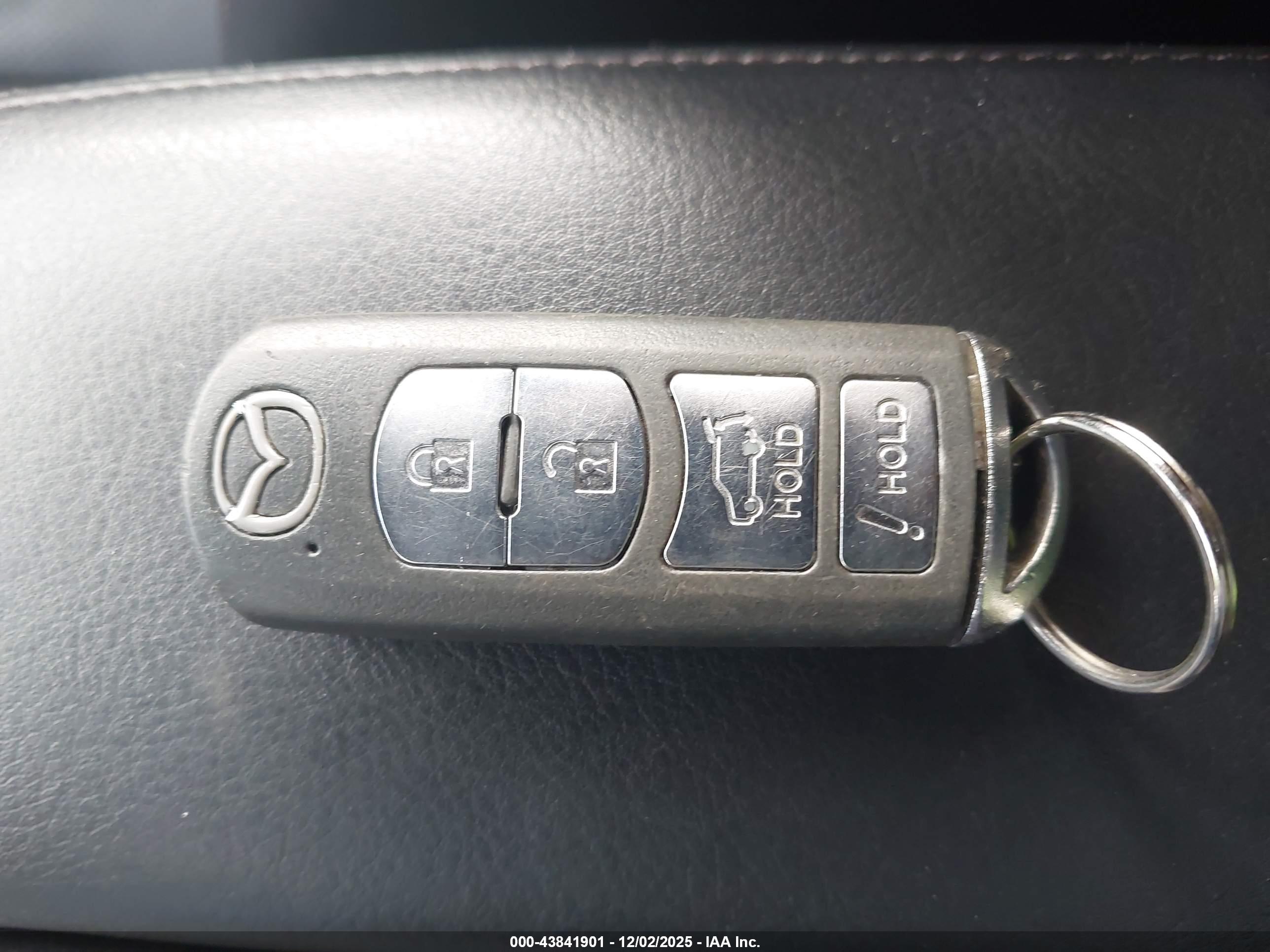 MAZDA CX-9 image 11