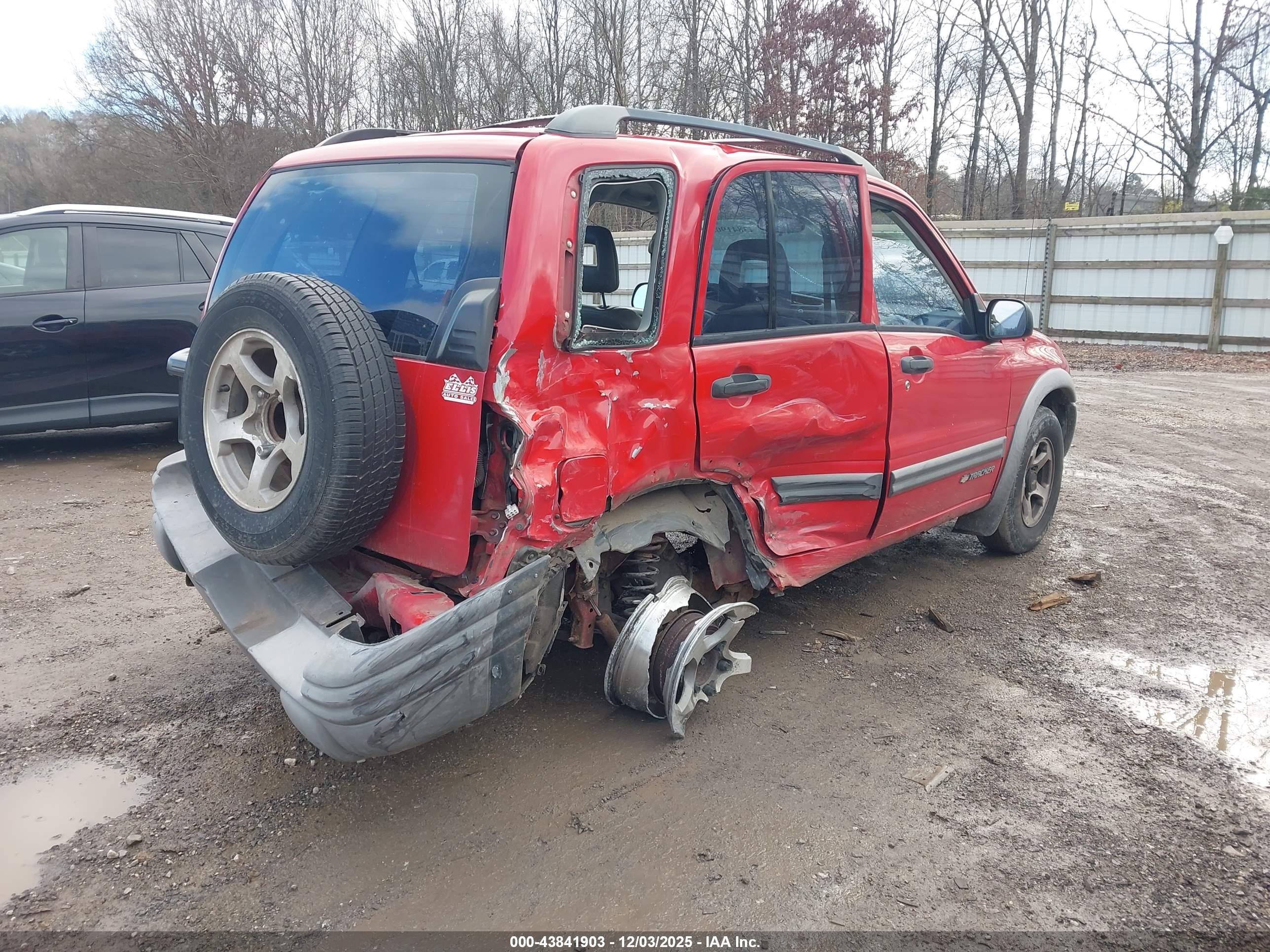 CHEVROLET TRACKER image 6