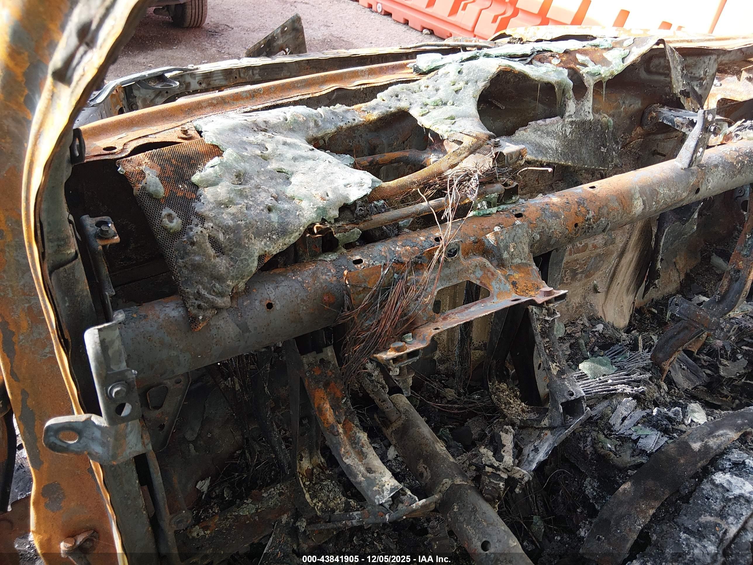 CADILLAC ESCALADE image 7