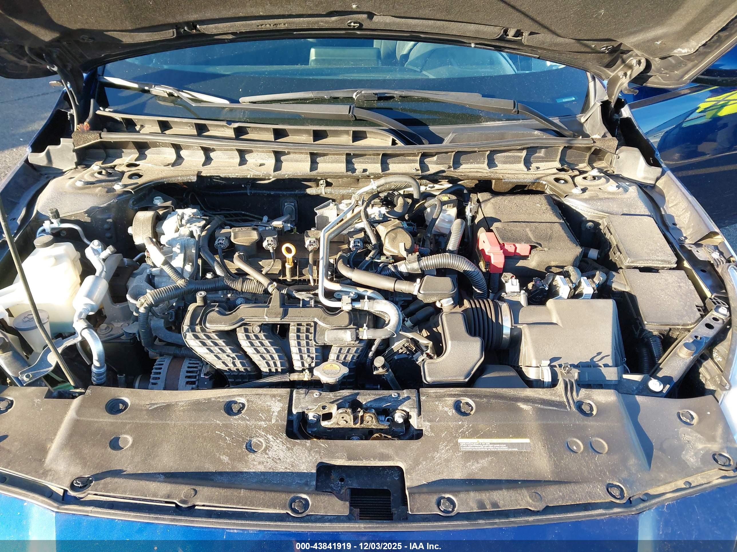 NISSAN ALTIMA image 10