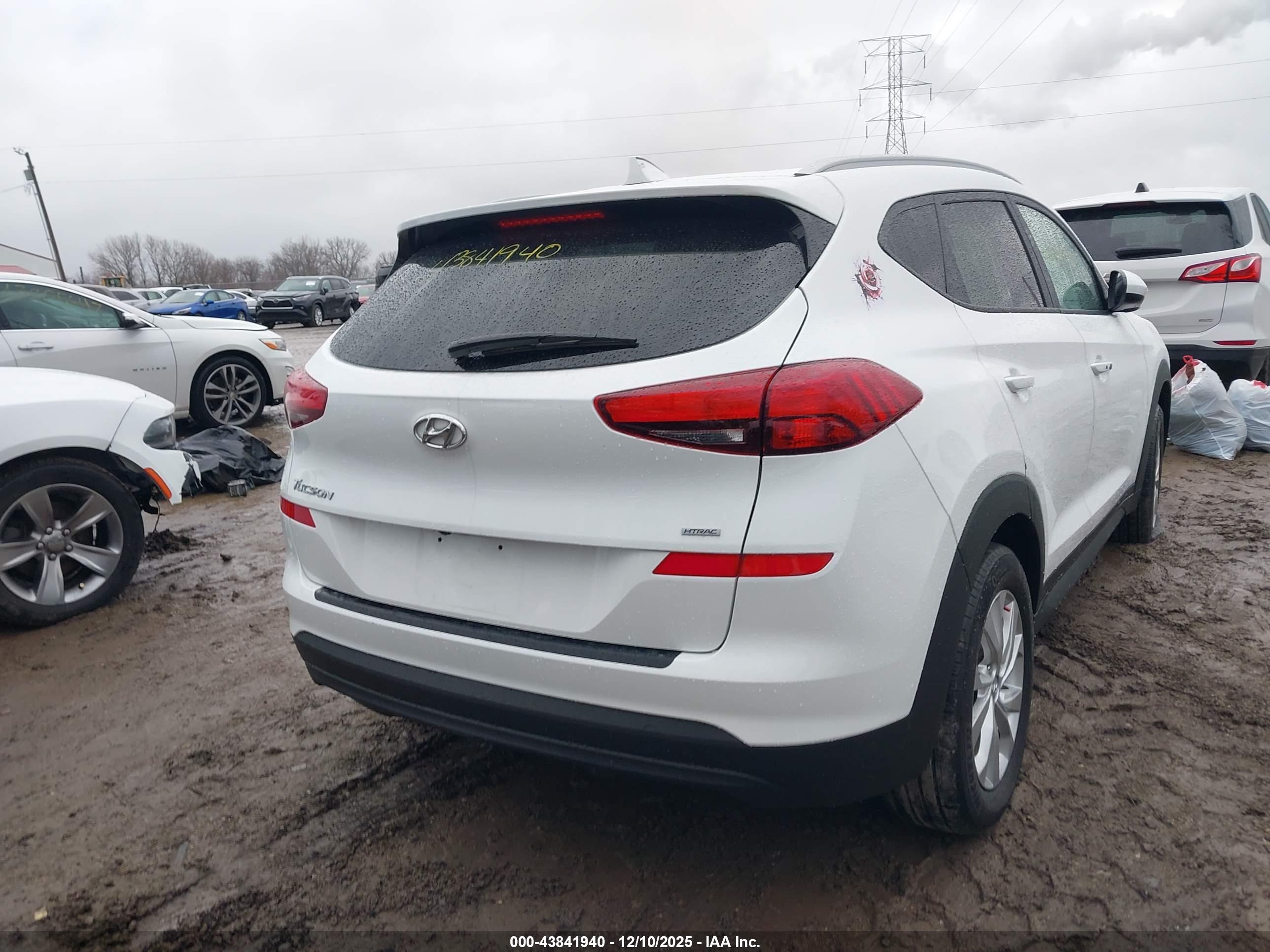 HYUNDAI TUCSON image 4