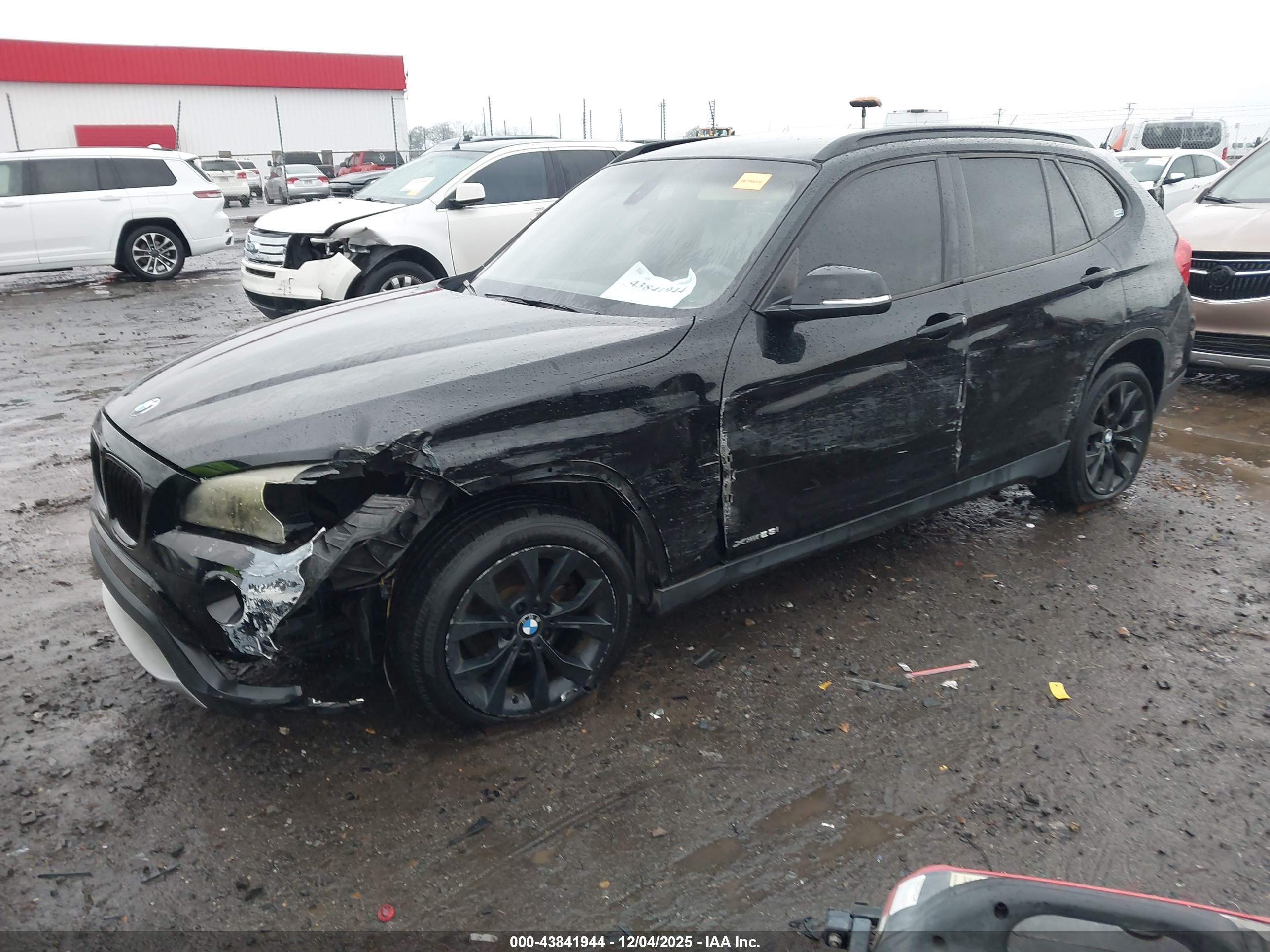 BMW X1 image 2