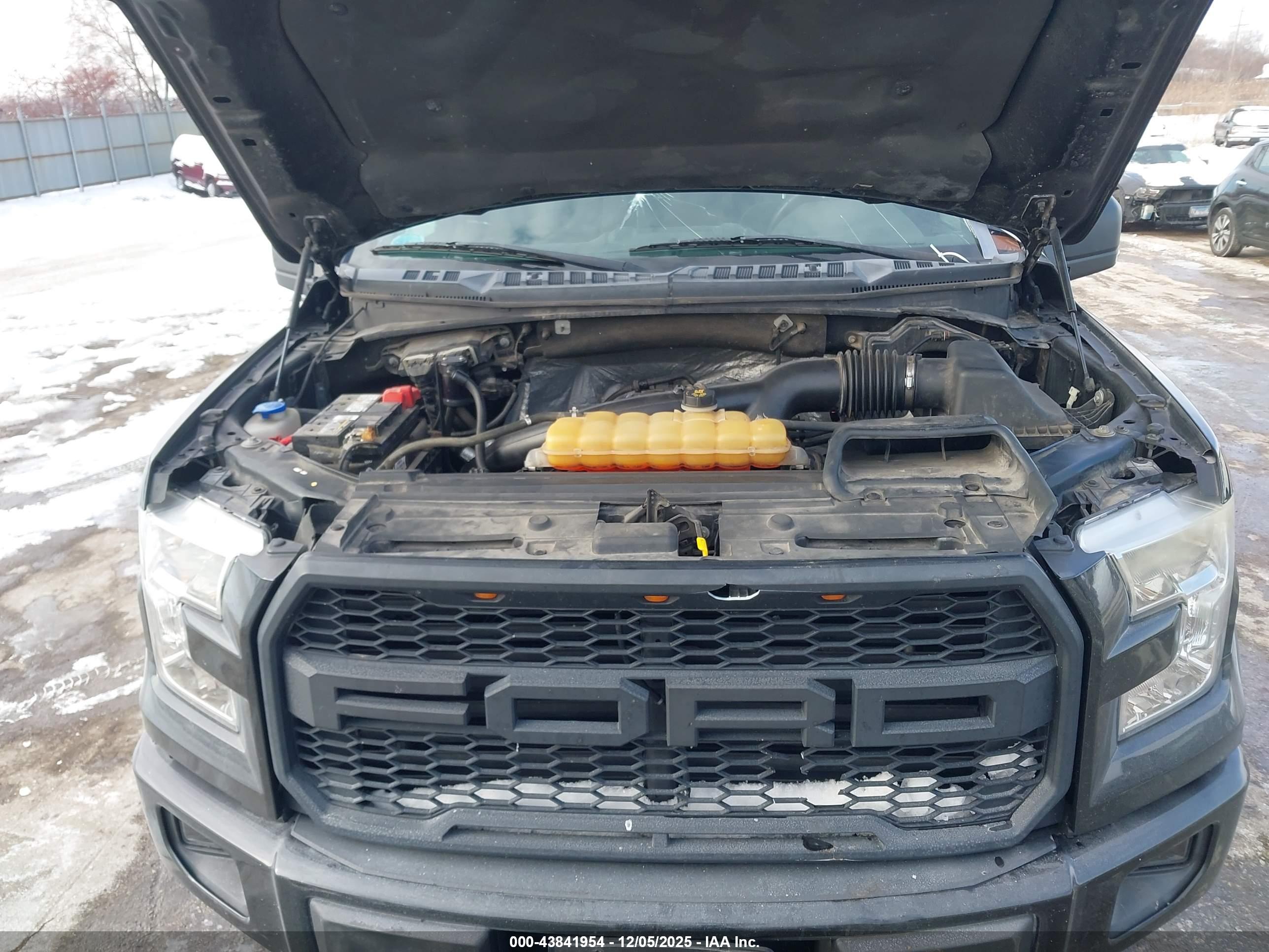 FORD F-150 image 10