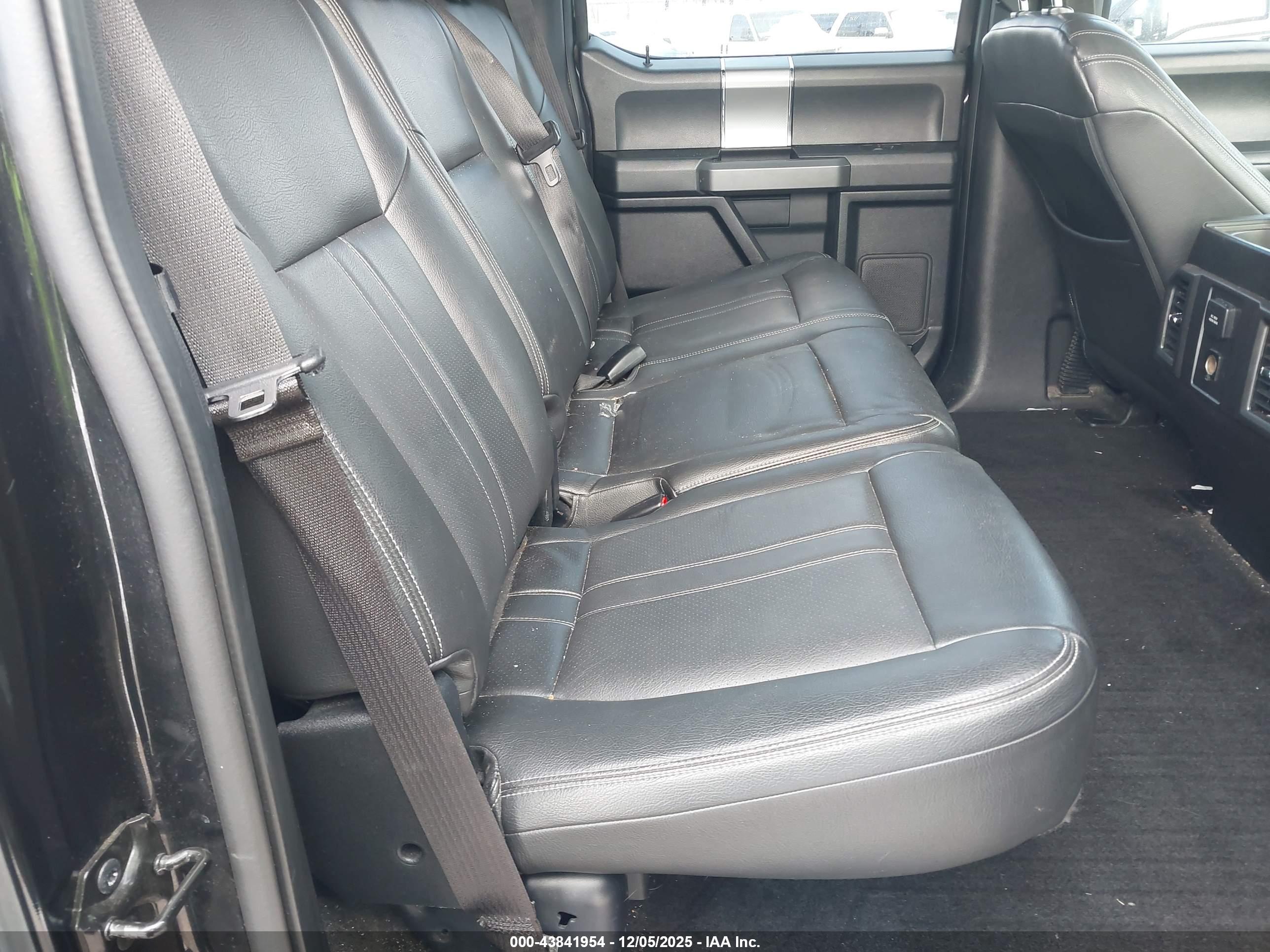 FORD F-150 image 8