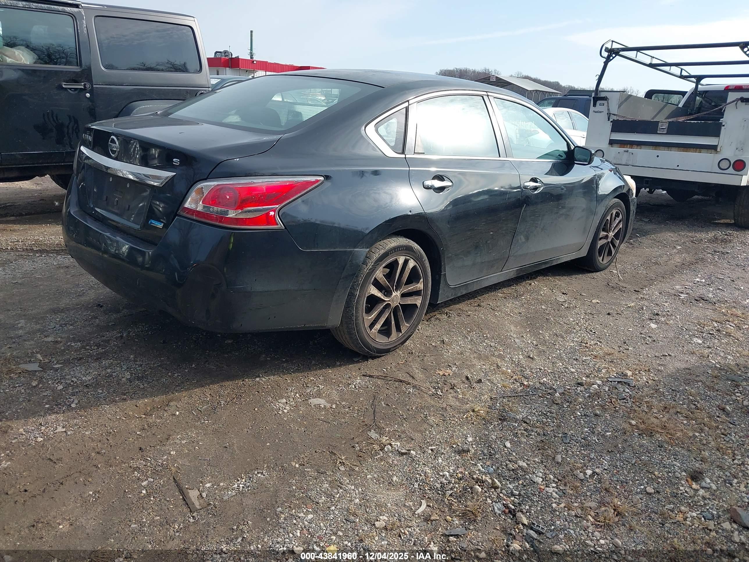 NISSAN ALTIMA image 4