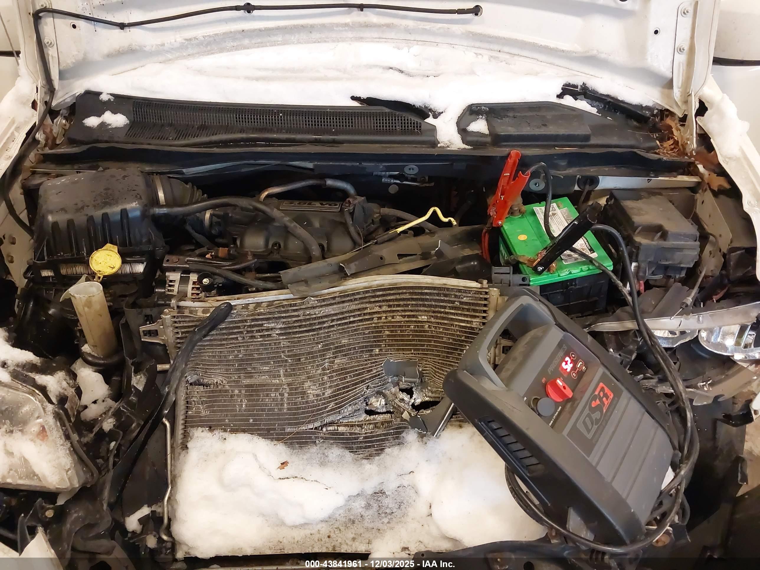CHRYSLER TOWN image 10