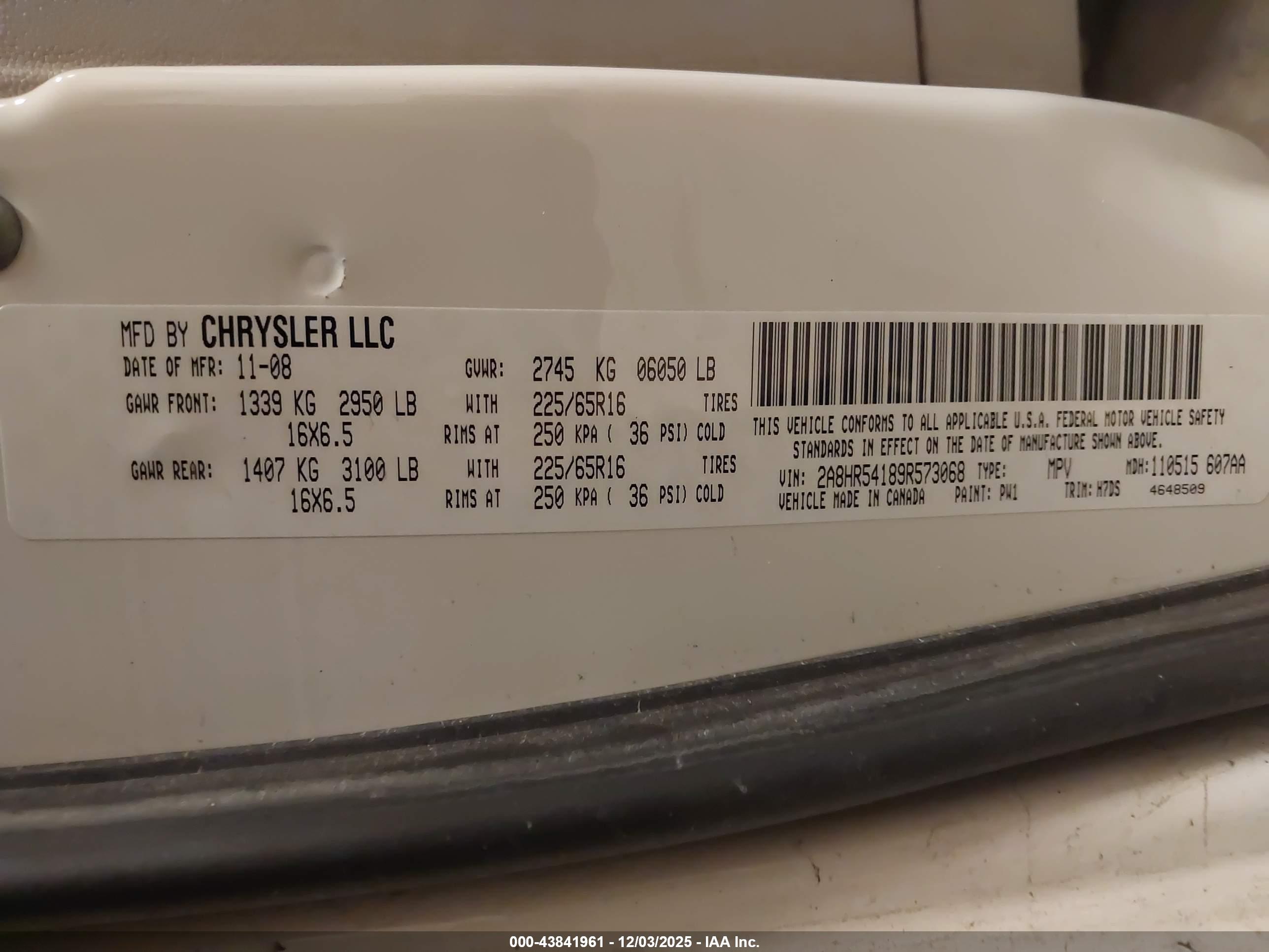 CHRYSLER TOWN image 9