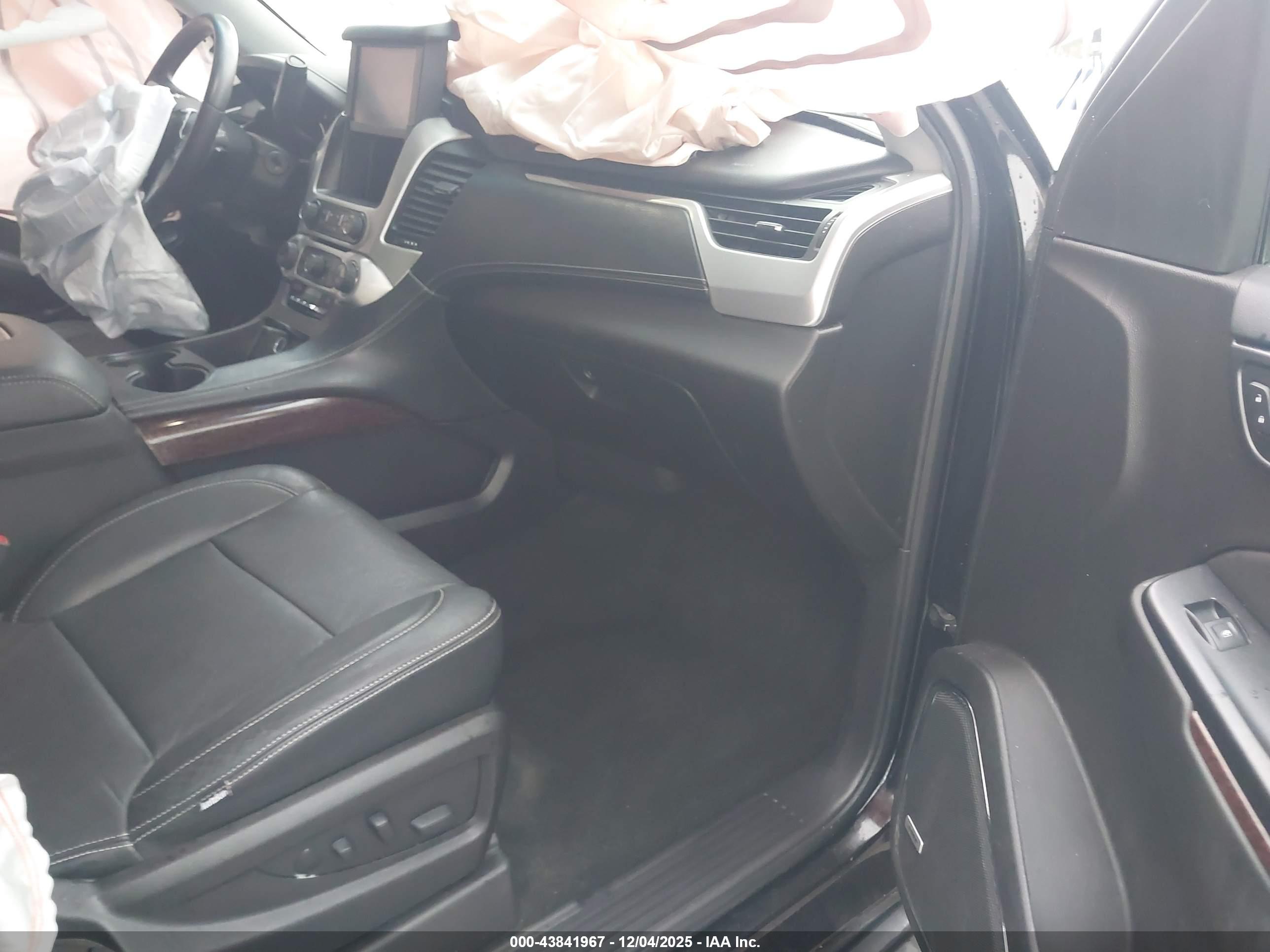 GMC YUKON image 5