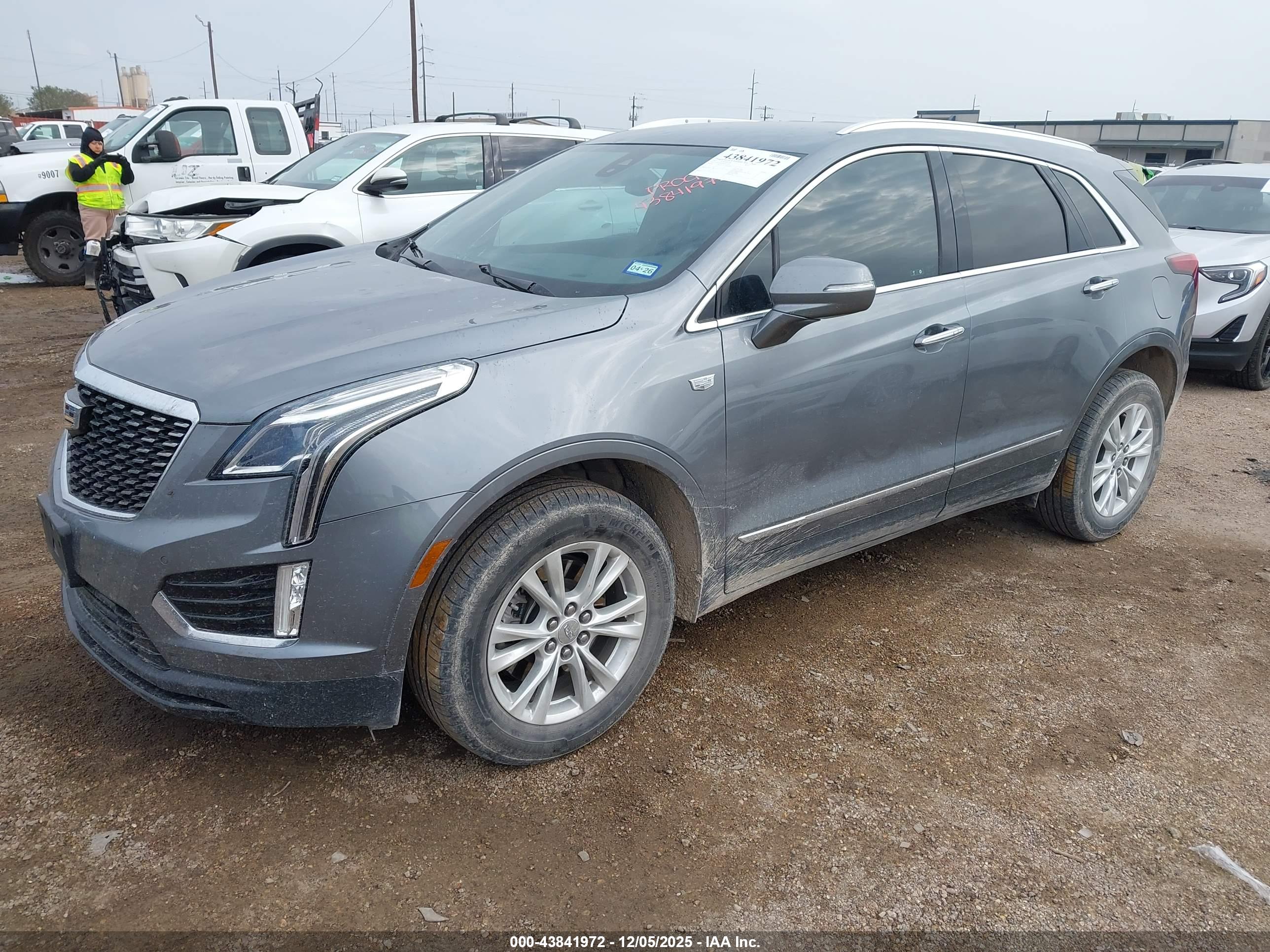 CADILLAC XT5 image 2