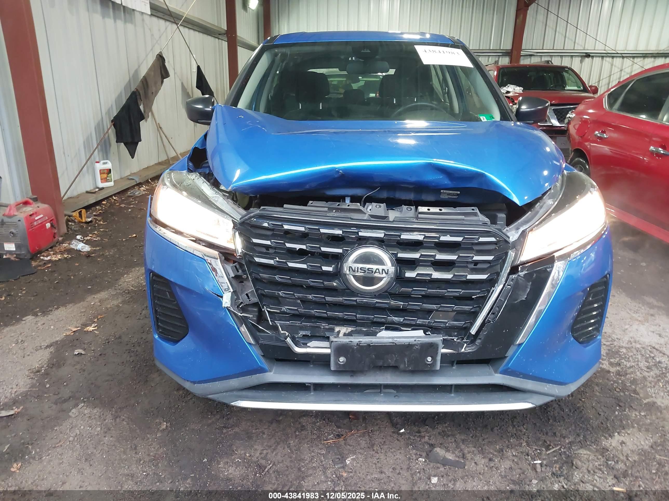 NISSAN KICKS image 6