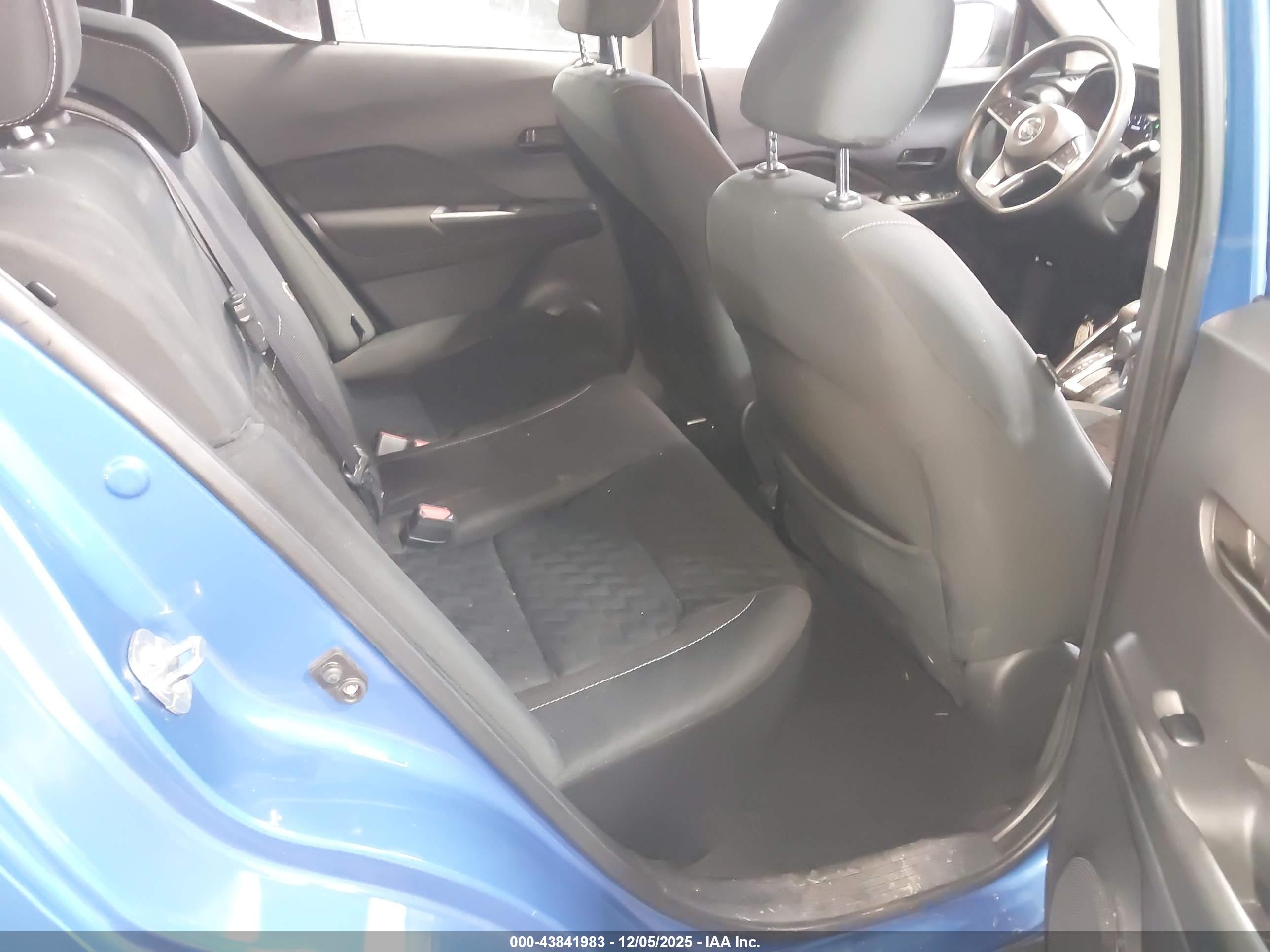 NISSAN KICKS image 8