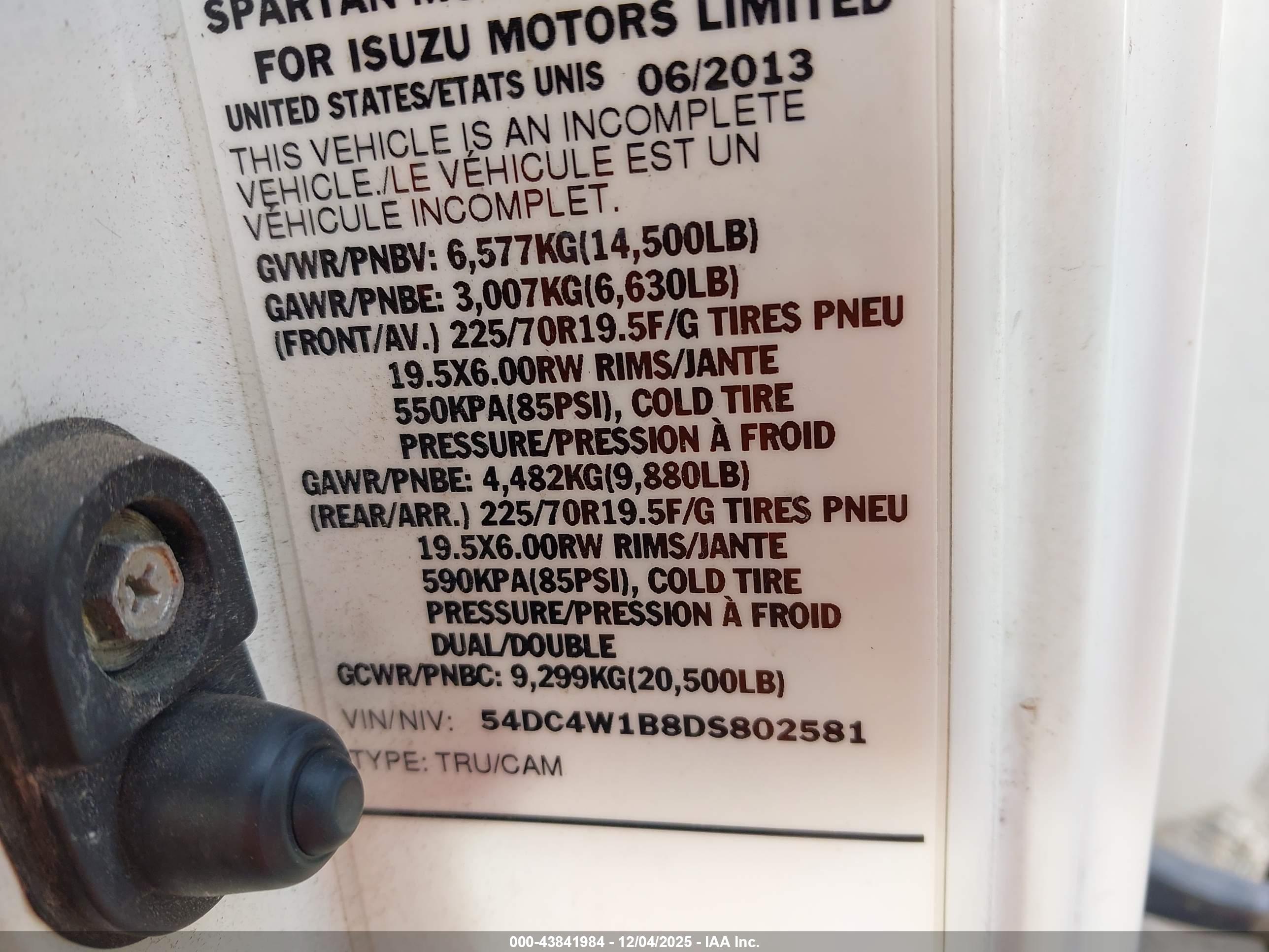ISUZU NPR image 9