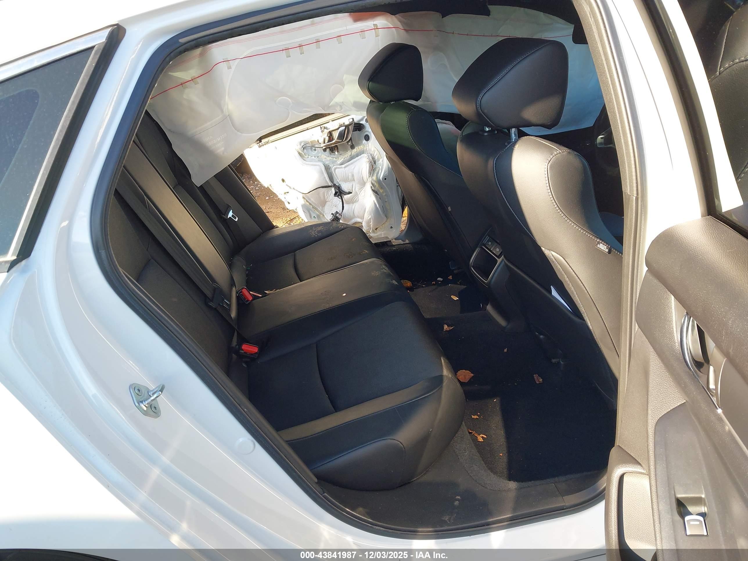 HONDA ACCORD image 8