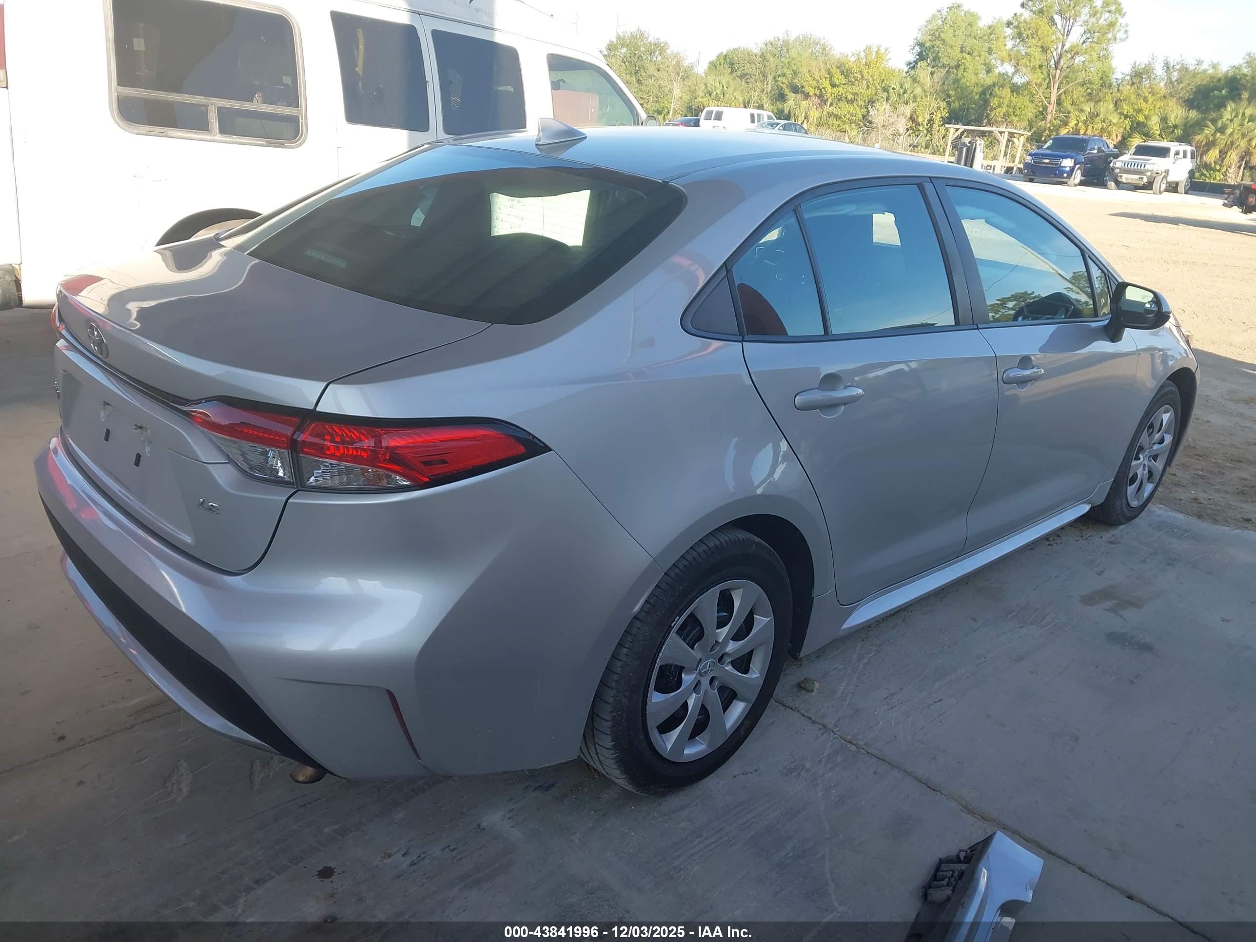 TOYOTA COROLLA image 4