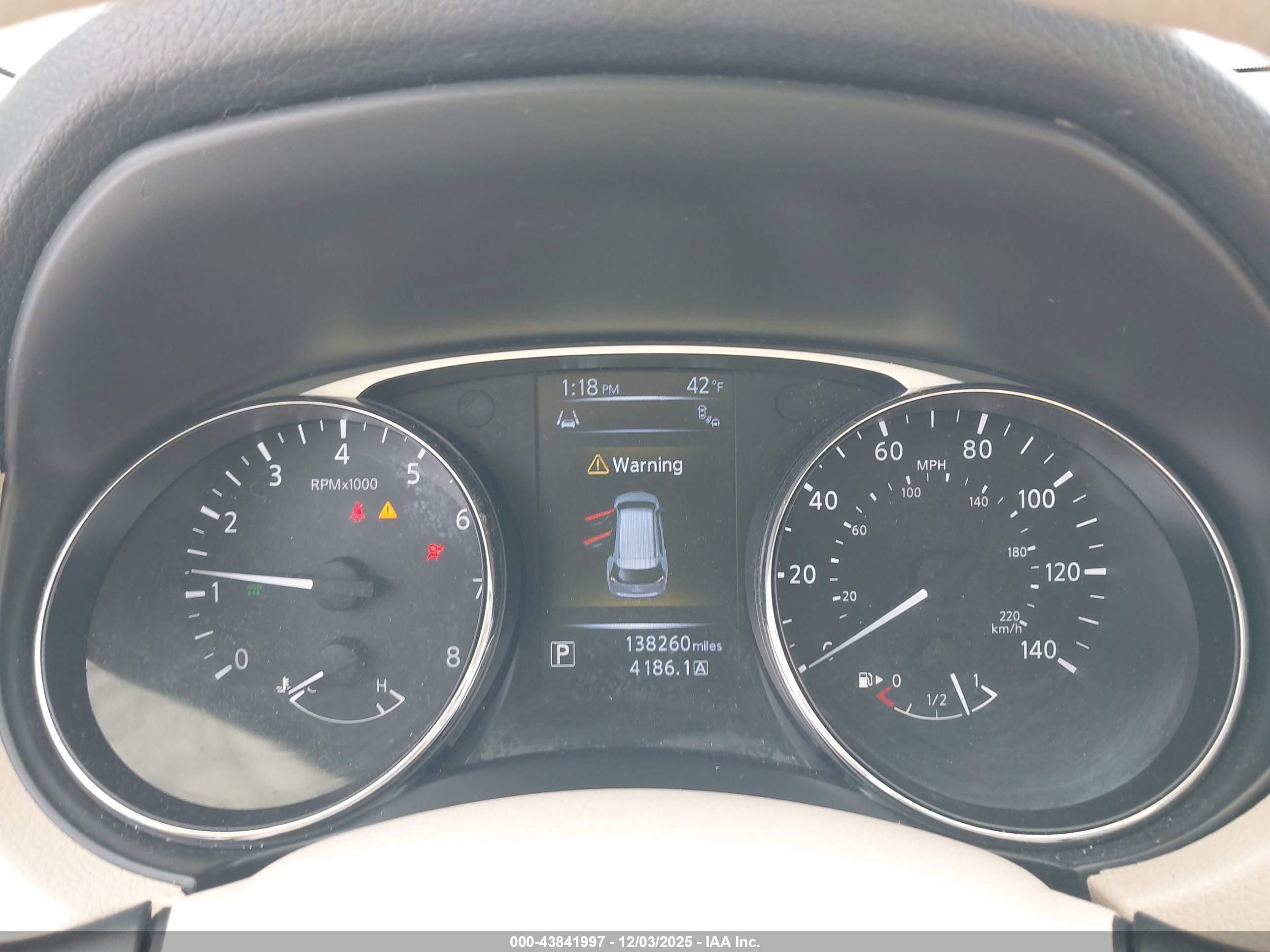 NISSAN ROGUE image 7