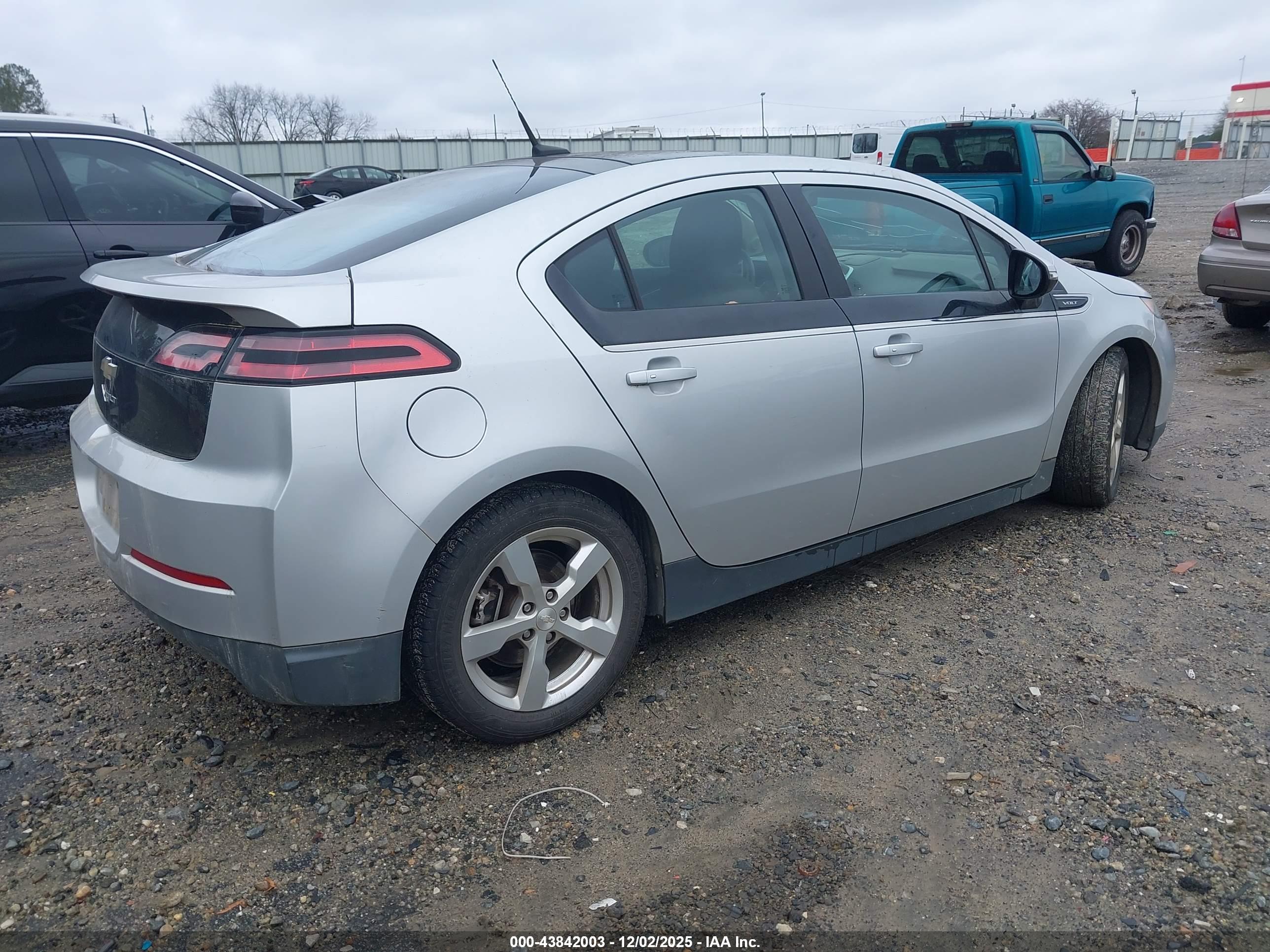 CHEVROLET VOLT image 4