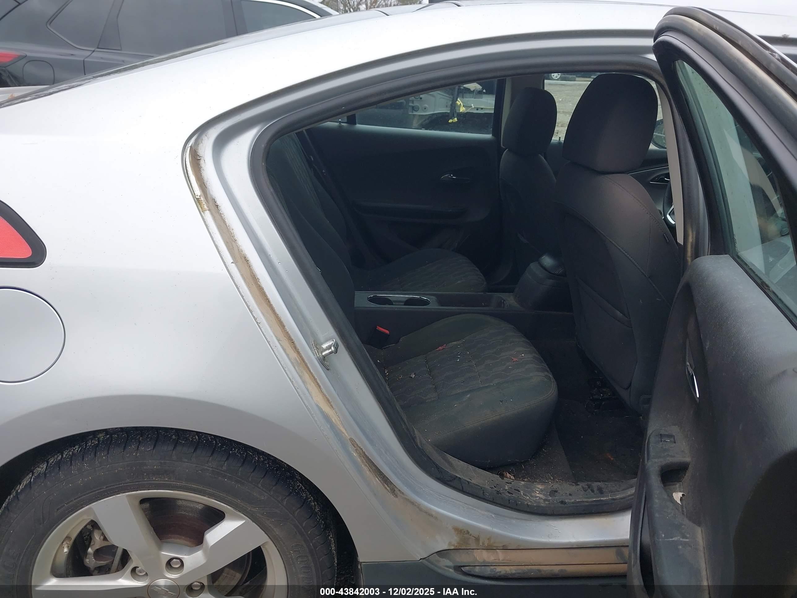 CHEVROLET VOLT image 8