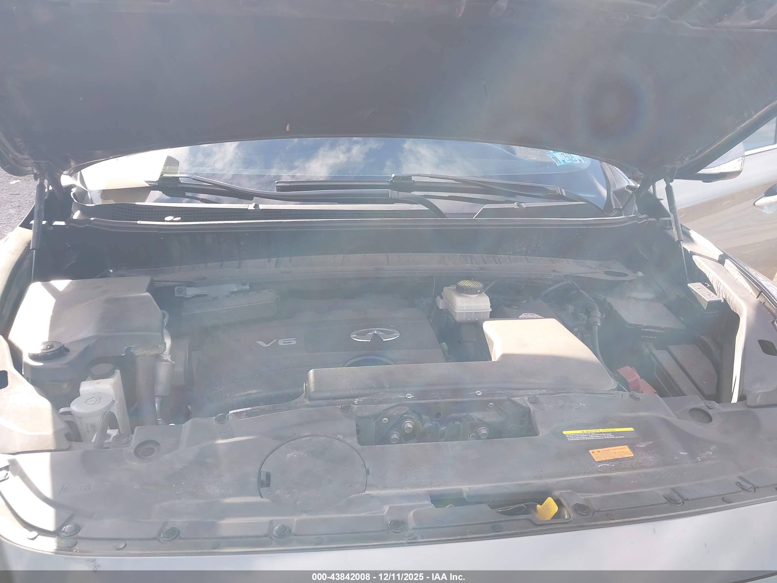 INFINITI QX60 image 10