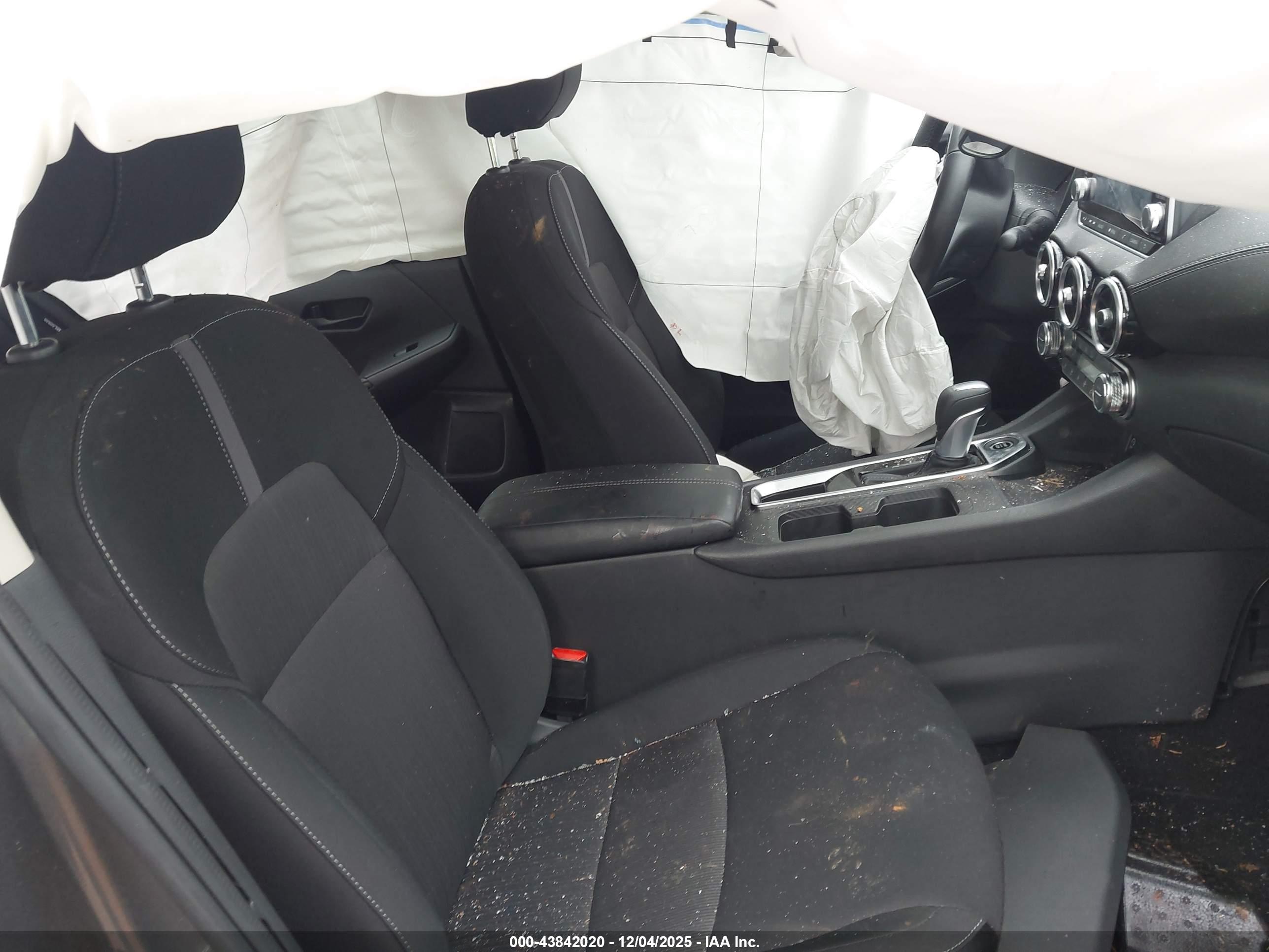 NISSAN SENTRA image 5