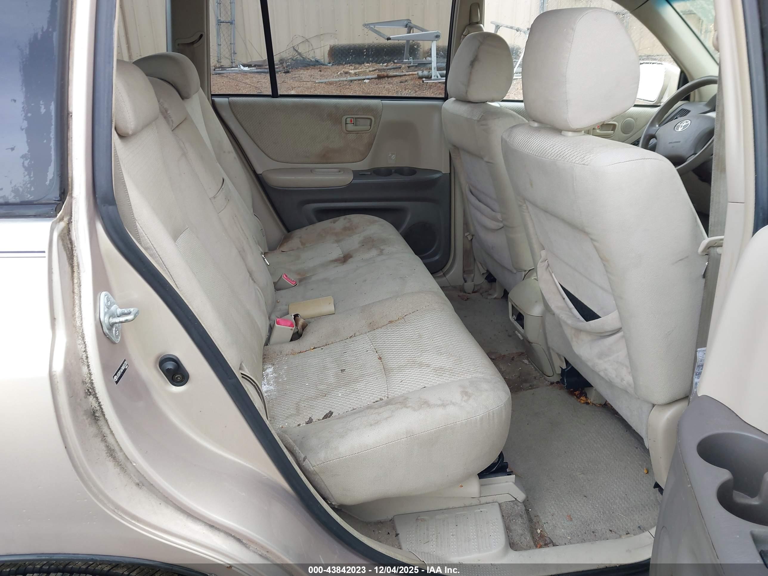 TOYOTA HIGHLANDER image 8