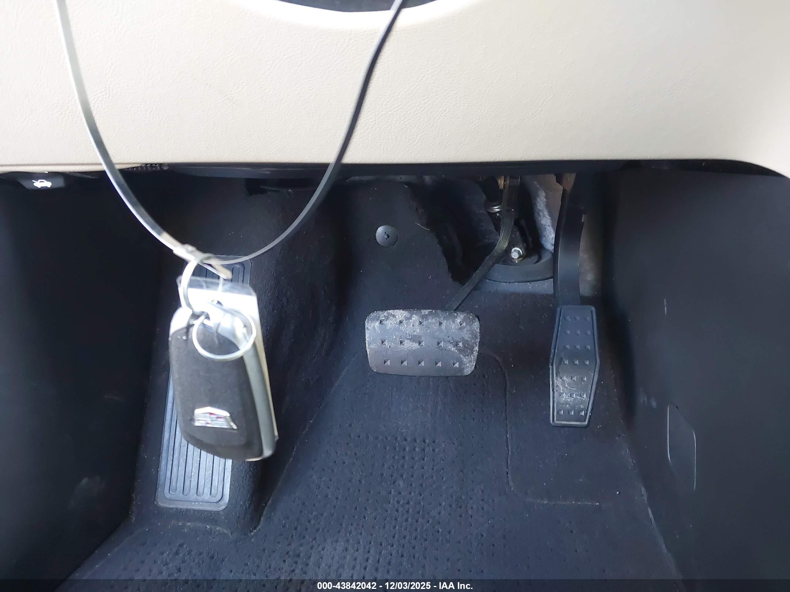 CADILLAC XT5 image 11