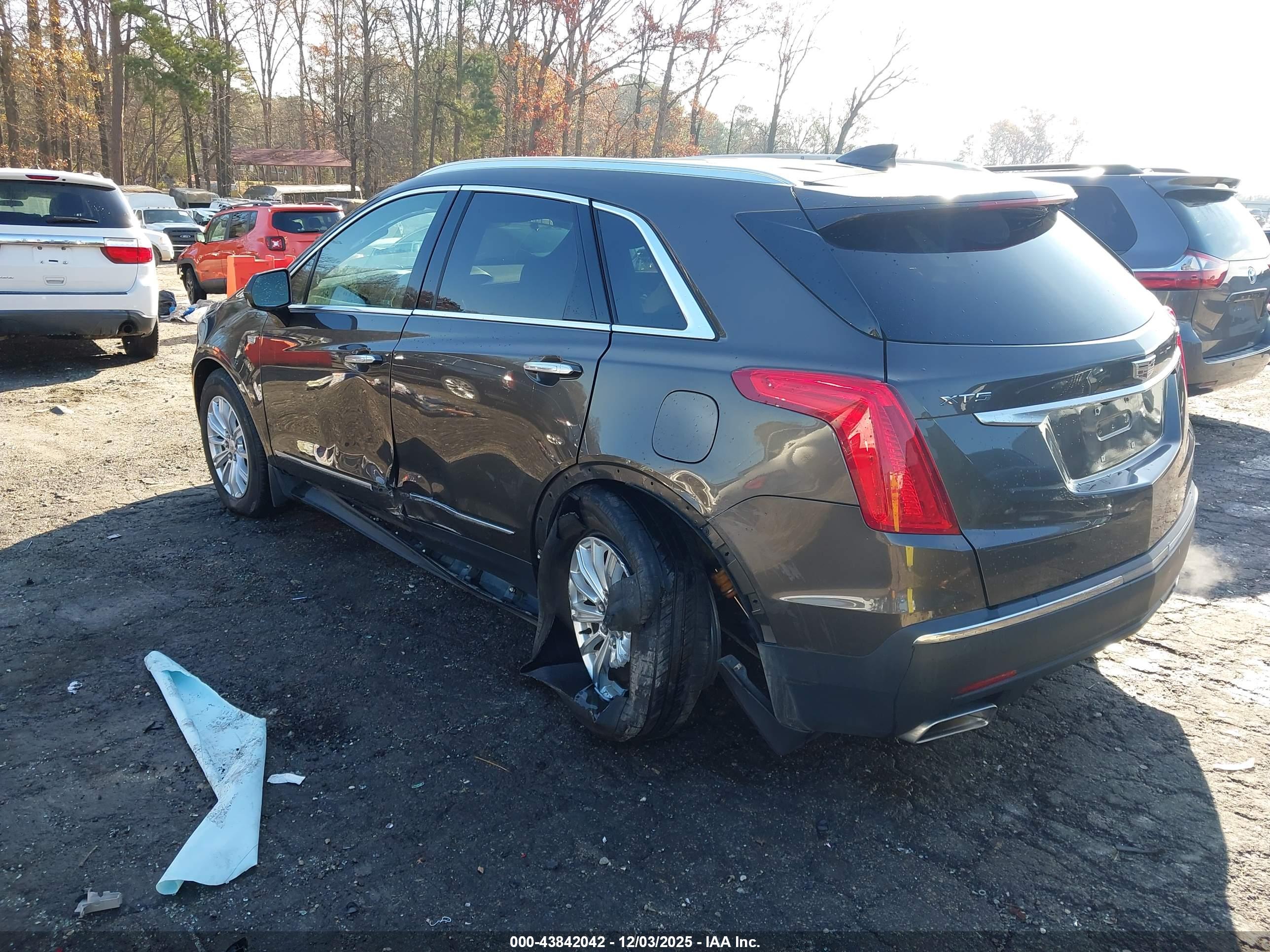 CADILLAC XT5 image 3
