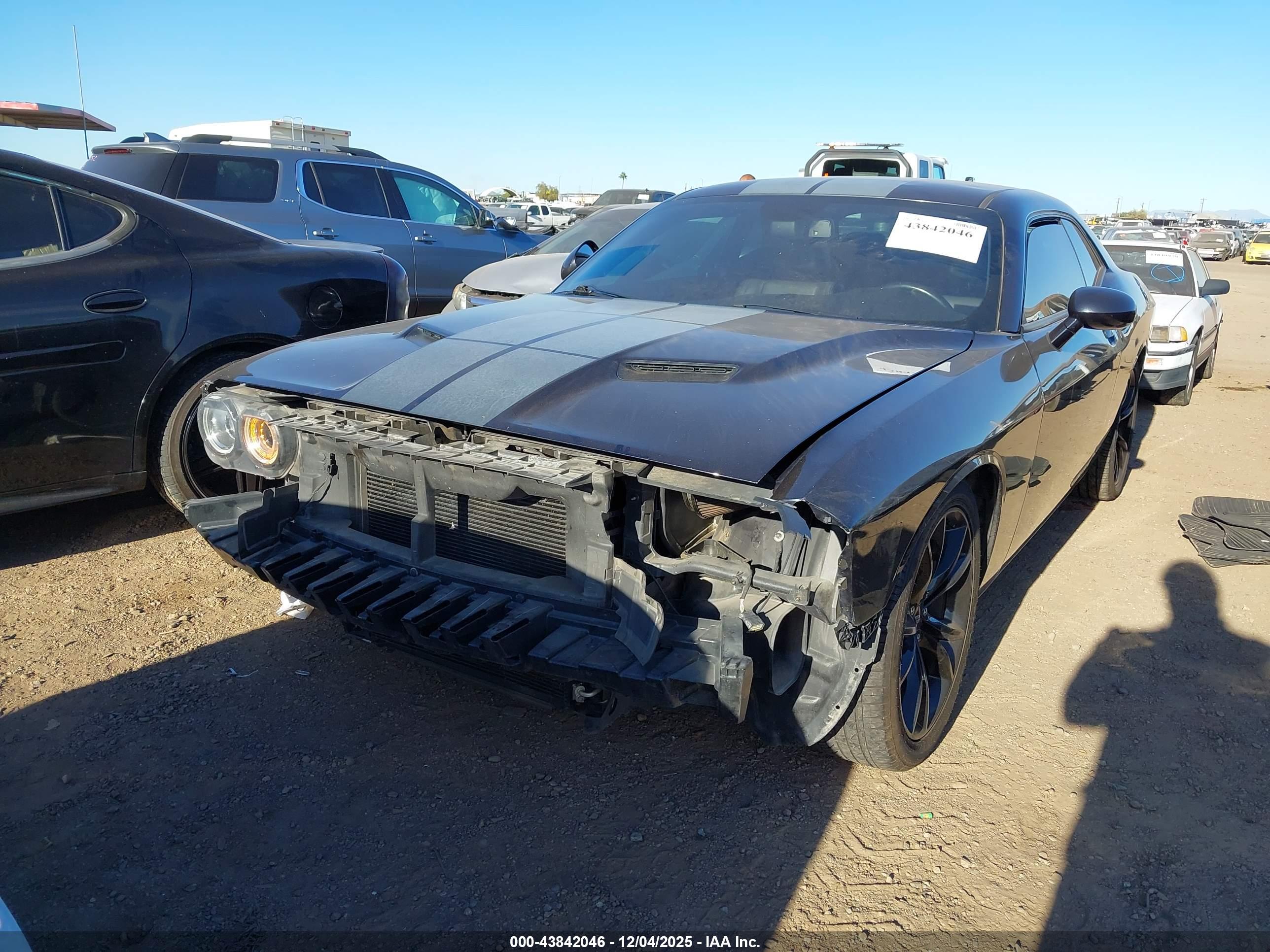 DODGE CHALLENGER image 6