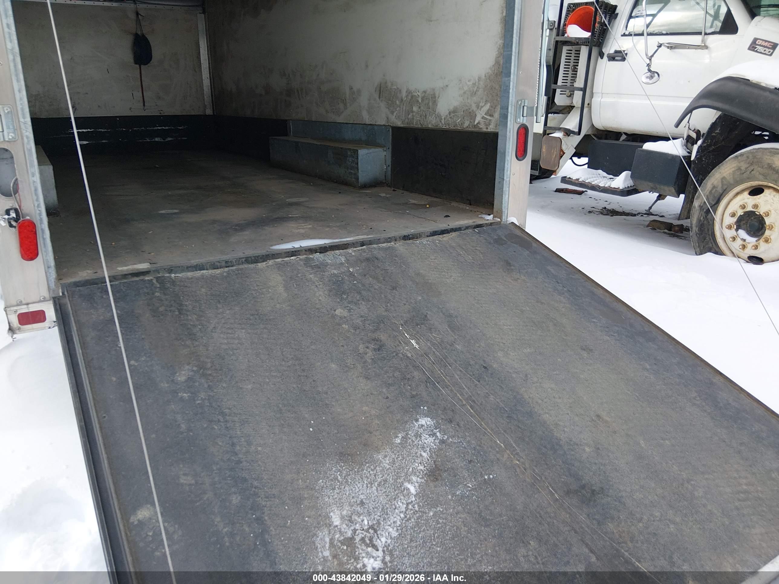 TRAILER SCHUH image 8