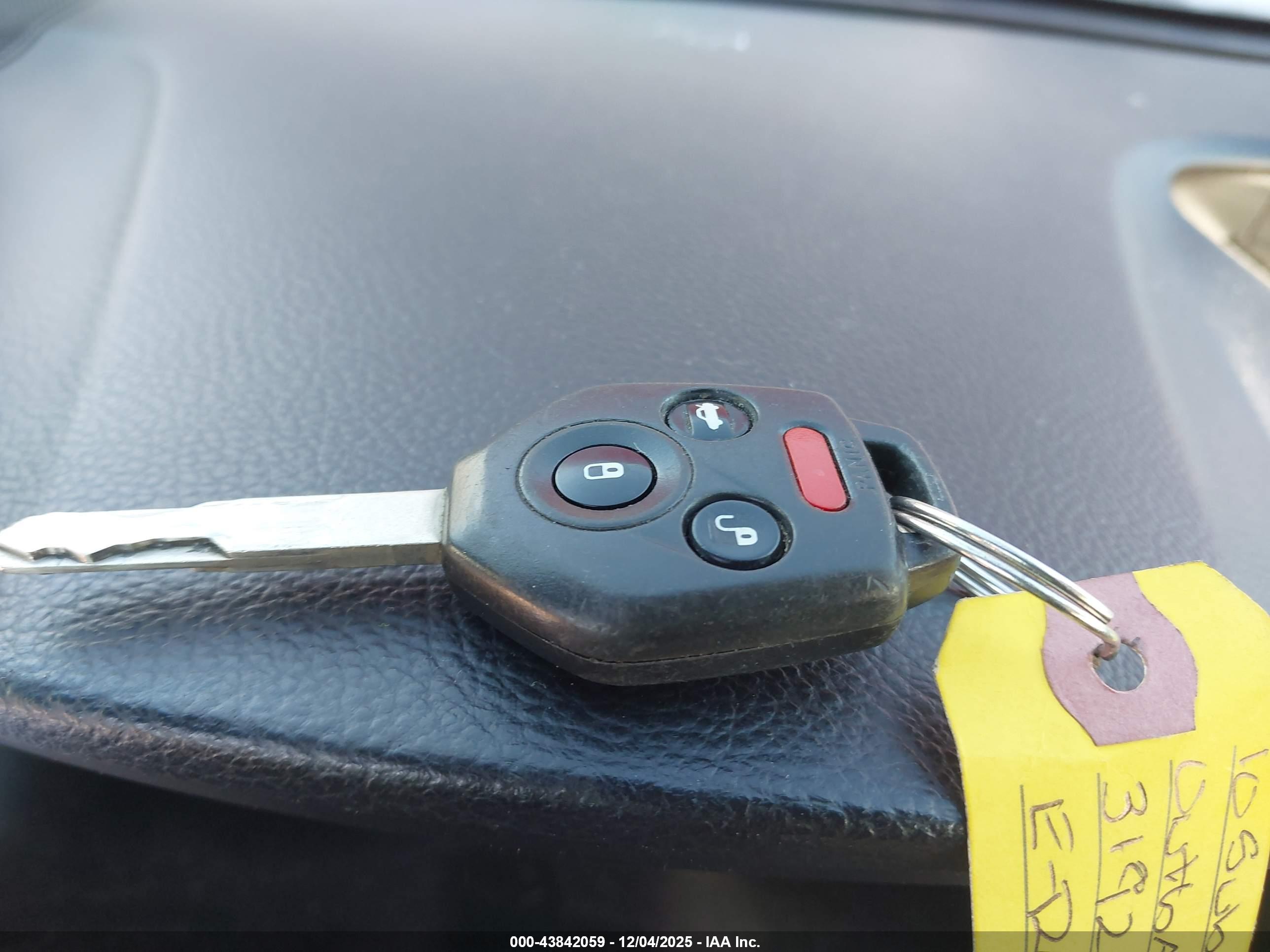 SUBARU OUTBACK image 11